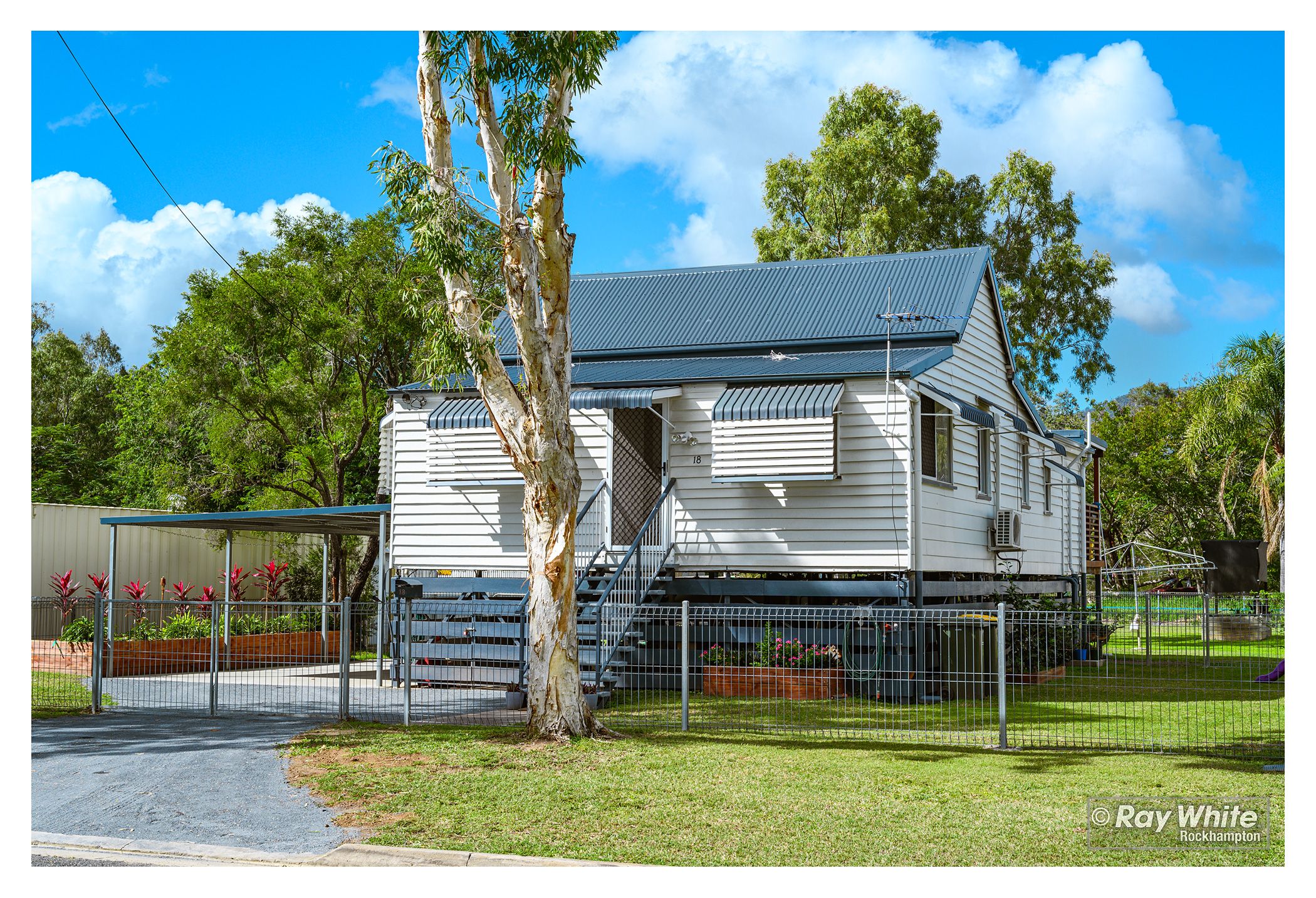 18 Hallett Street, Berserker QLD 4701