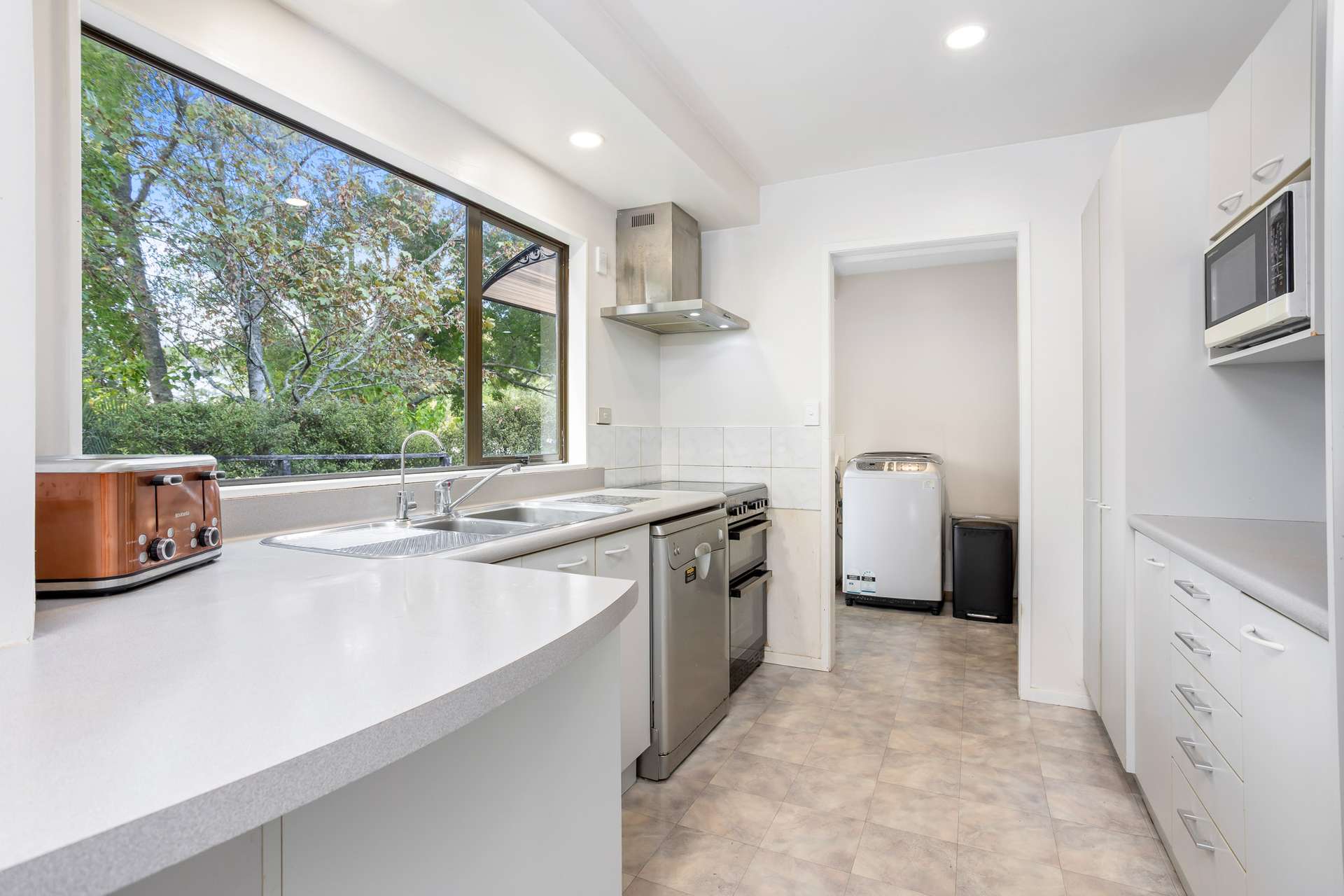 13 Kay Road photo 11