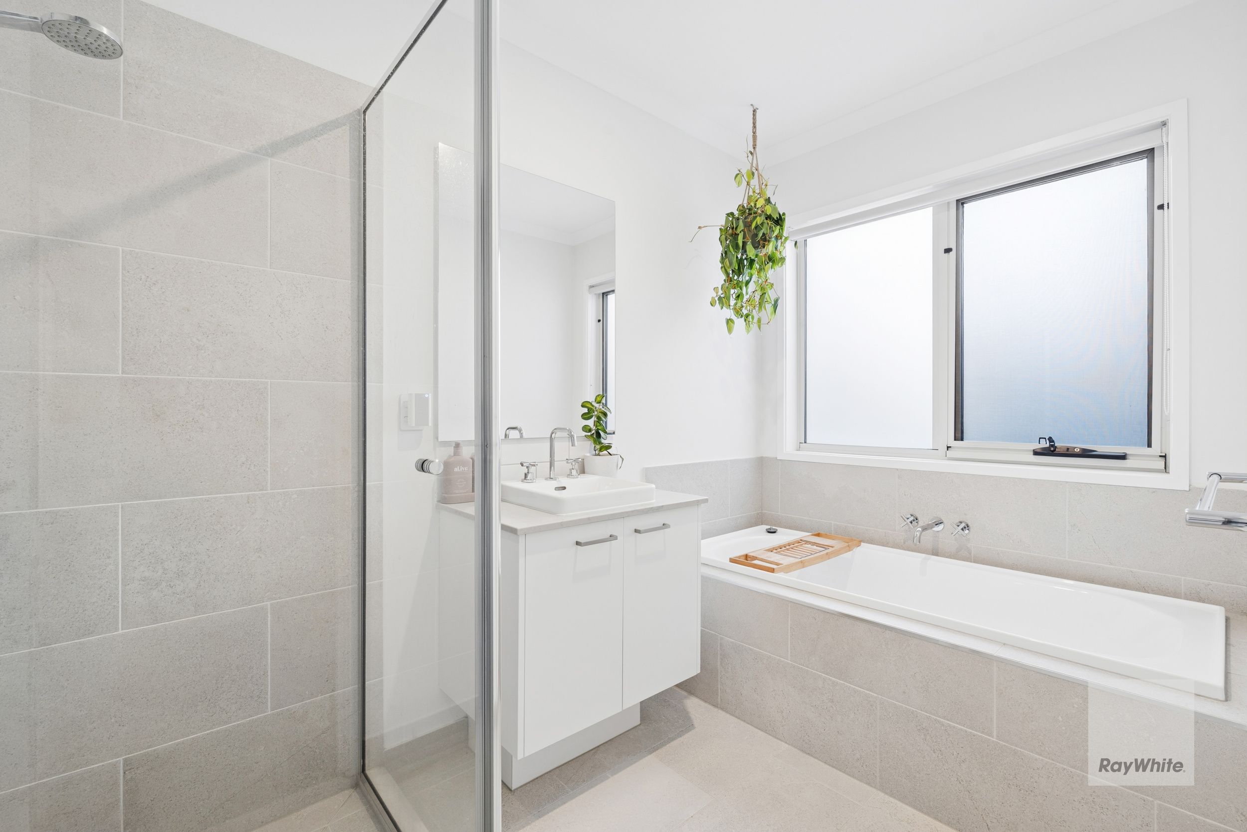 26 Ruthven Way — photo 10 of 19