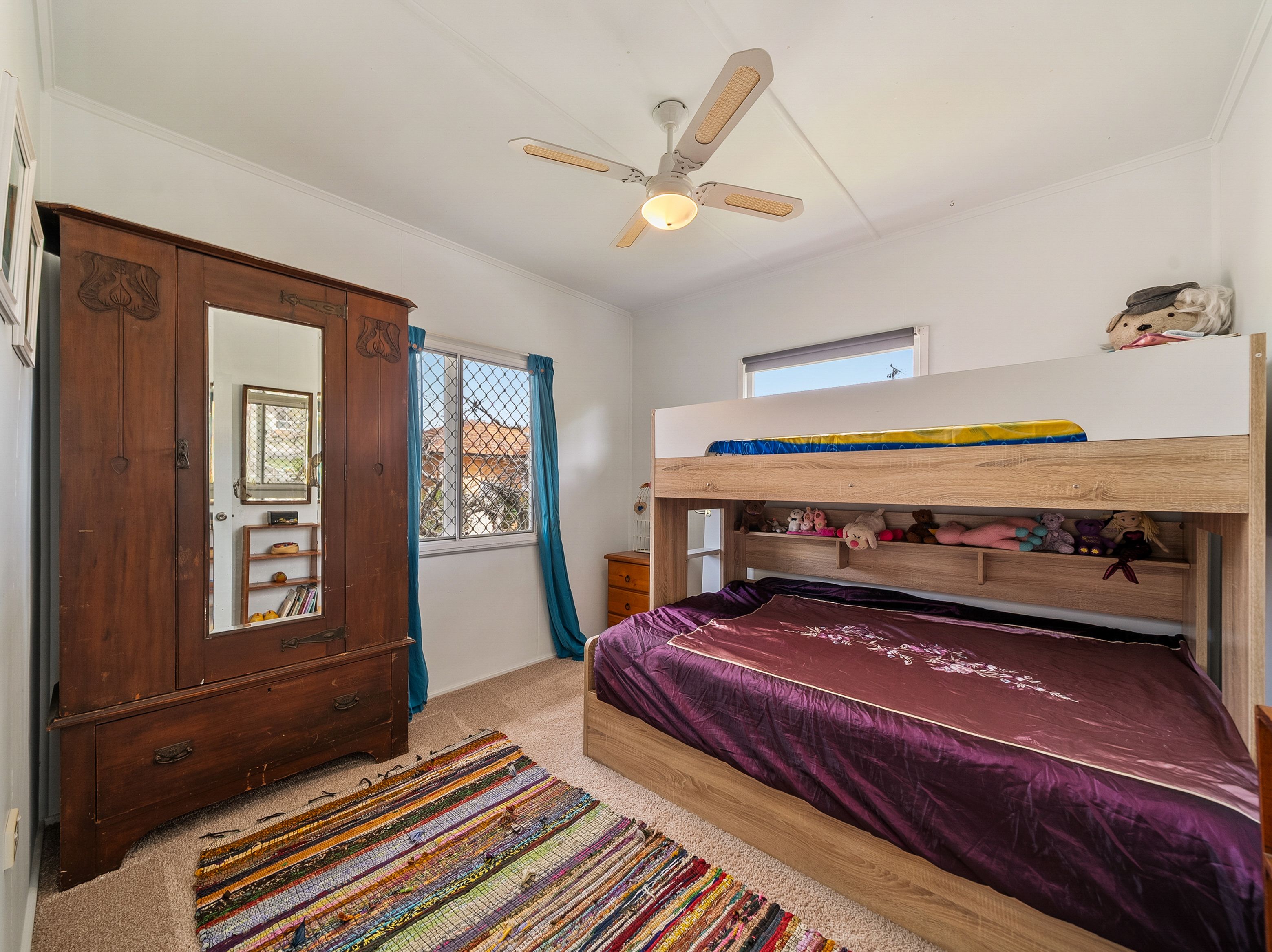 33 Ewan Street — photo 18 of 24