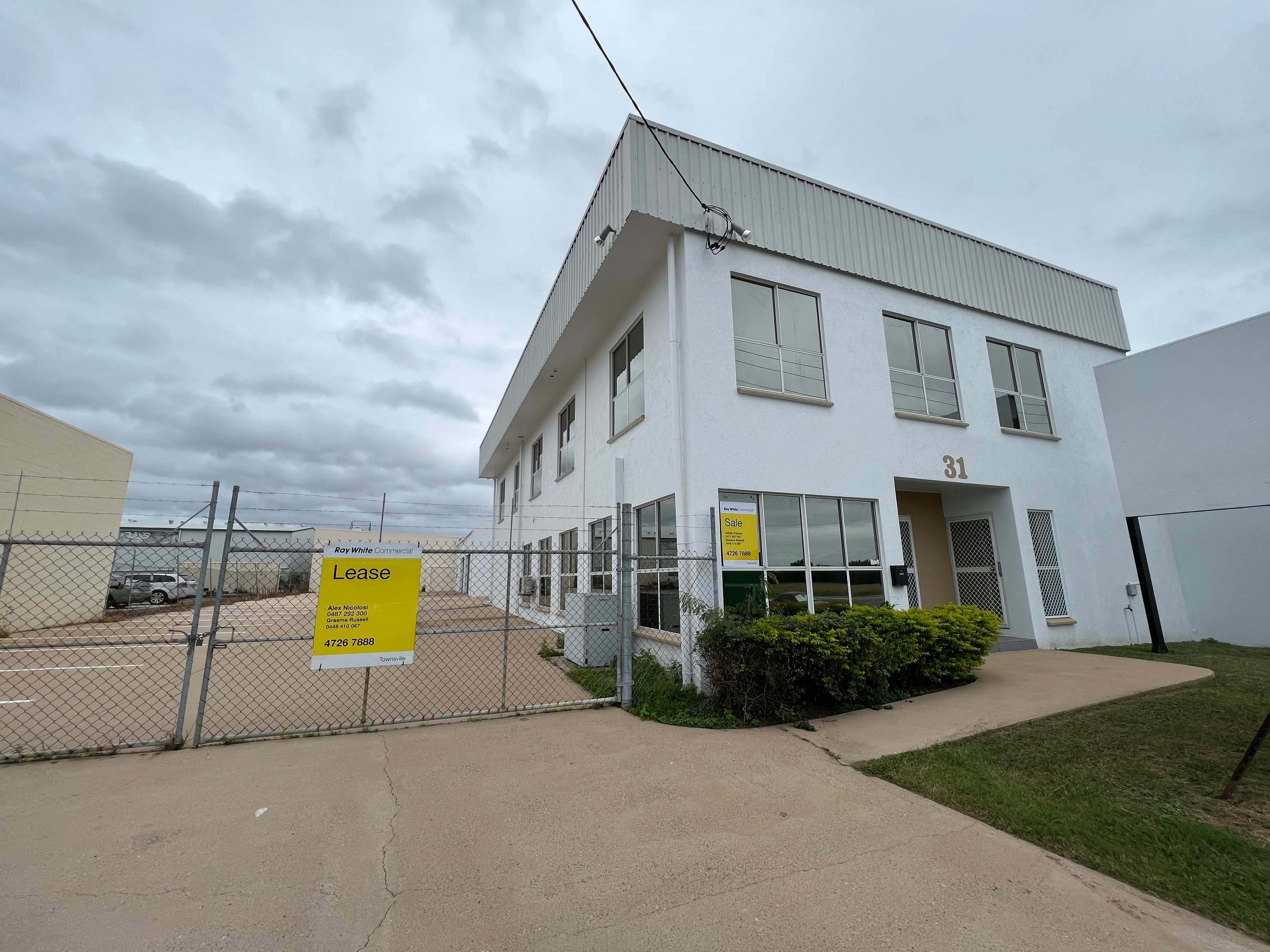 31 Mather Street, Mount Louisa, QLD 4814 Sold Showrooms/Bulky Goods