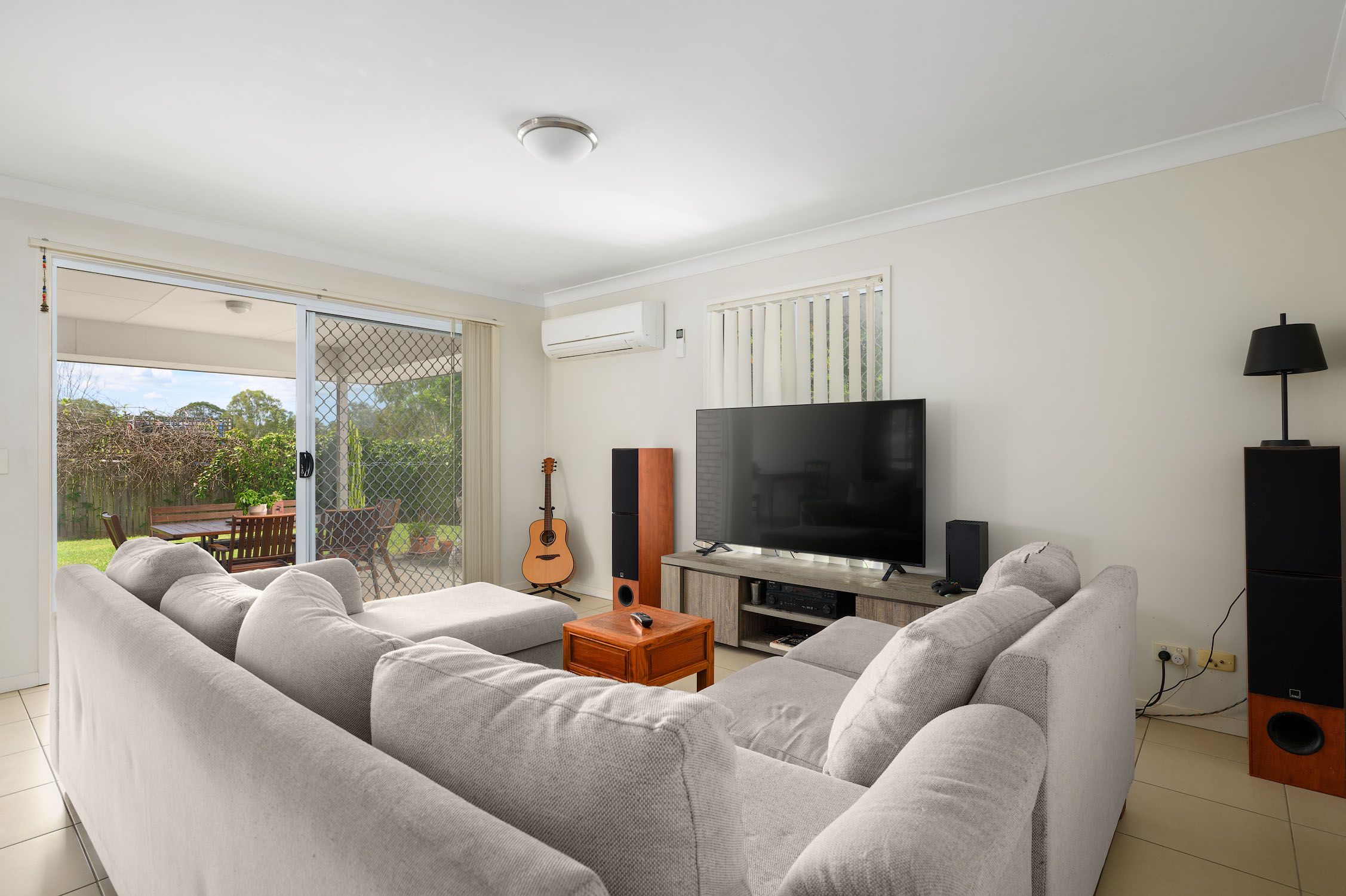 9 Eagle Hawk Drive, Southside, QLD 4570