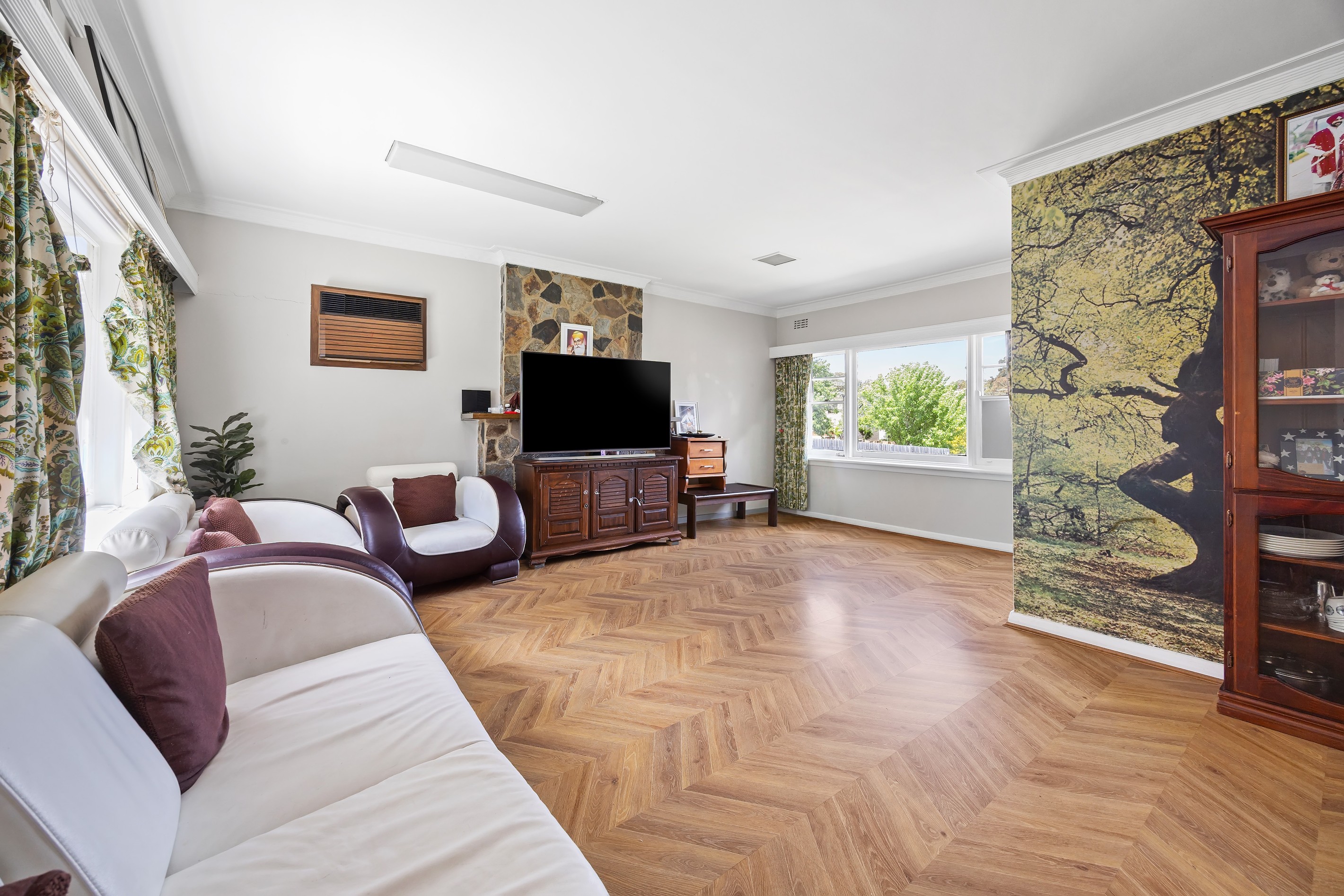 4 Beddows Street, Burwood, VIC 3125