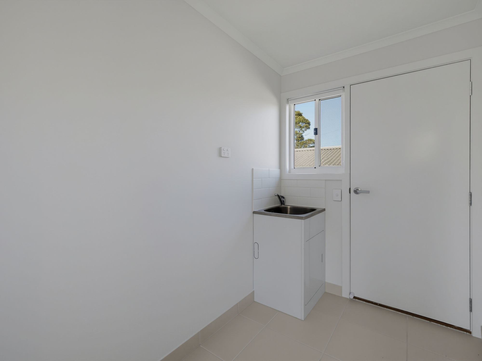 2/4 Turner Street — photo 13 of 17