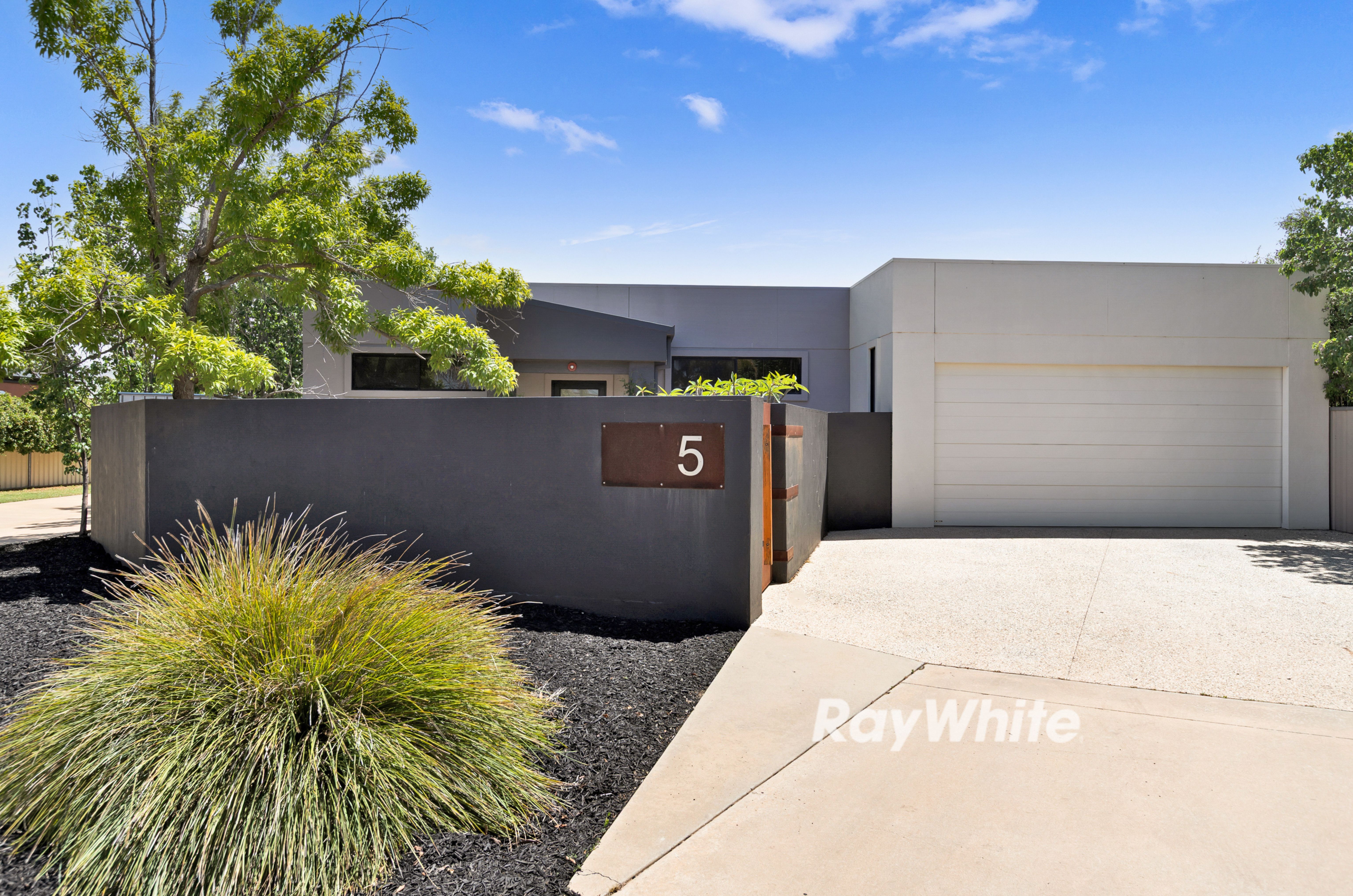 5 Jandra Court, Mildura VIC 3500