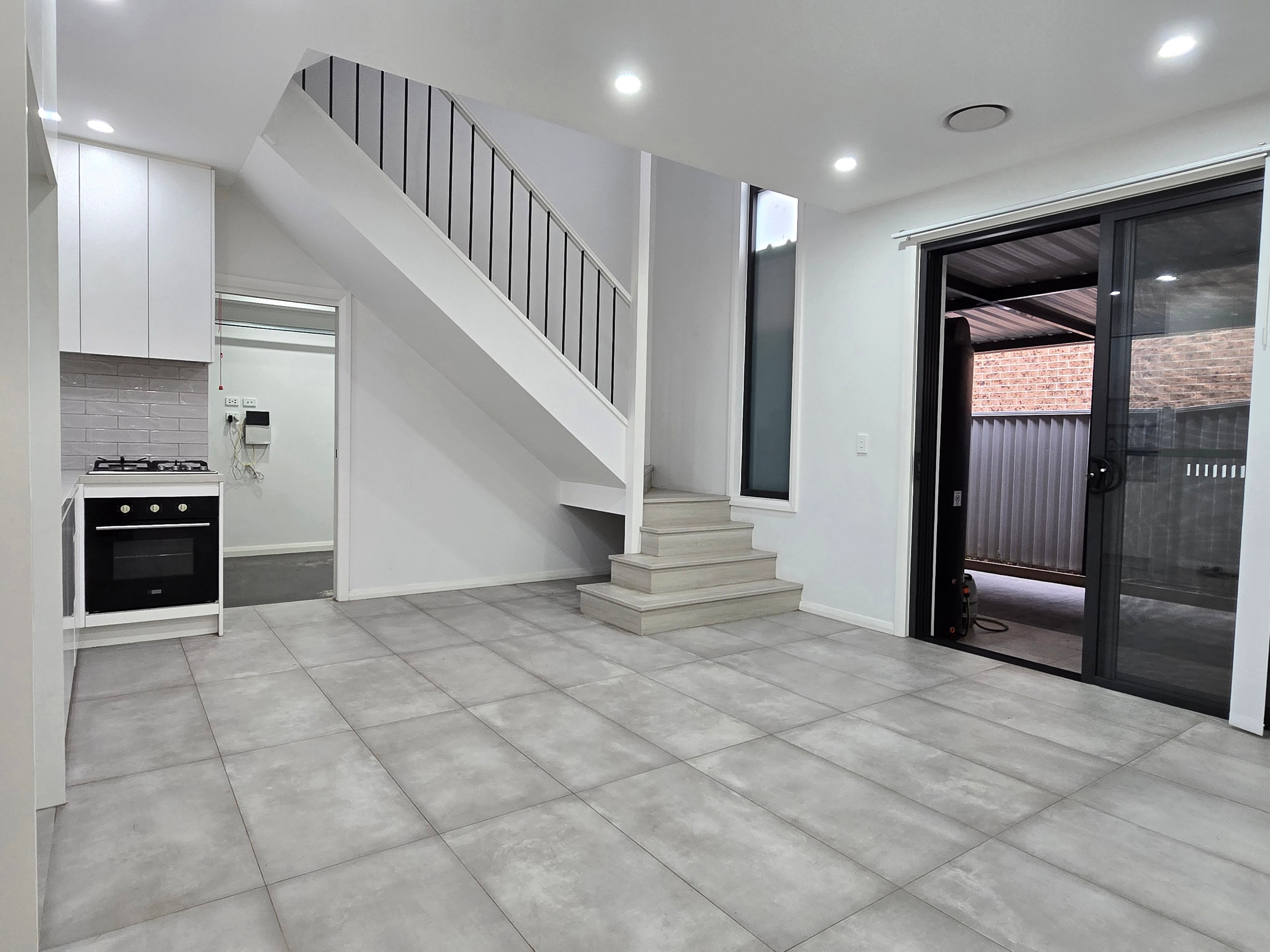 8/165-168 Green Valley Road, Green Valley, NSW 2168