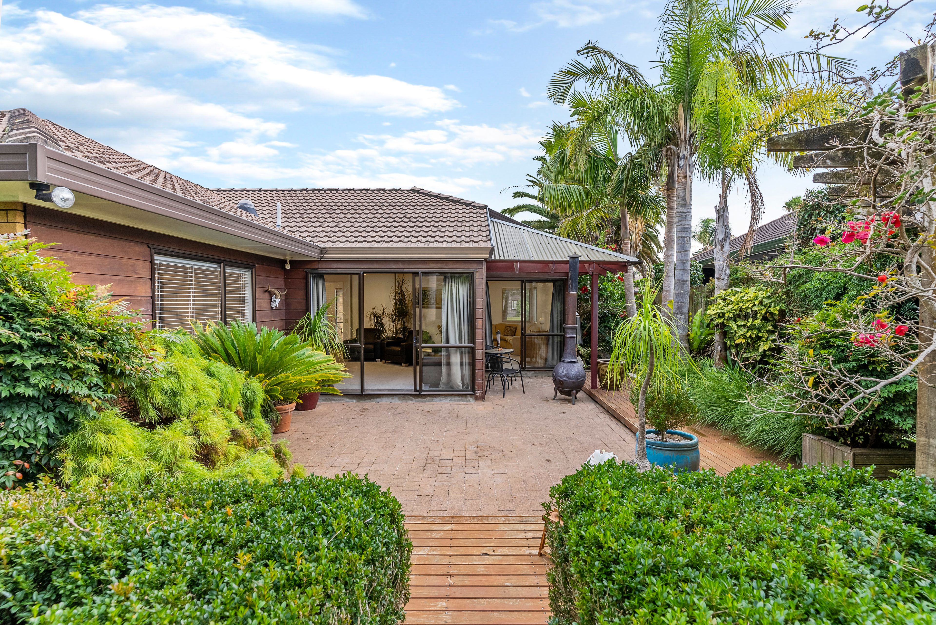 54 Golfland Drive, Golflands, Manukau City