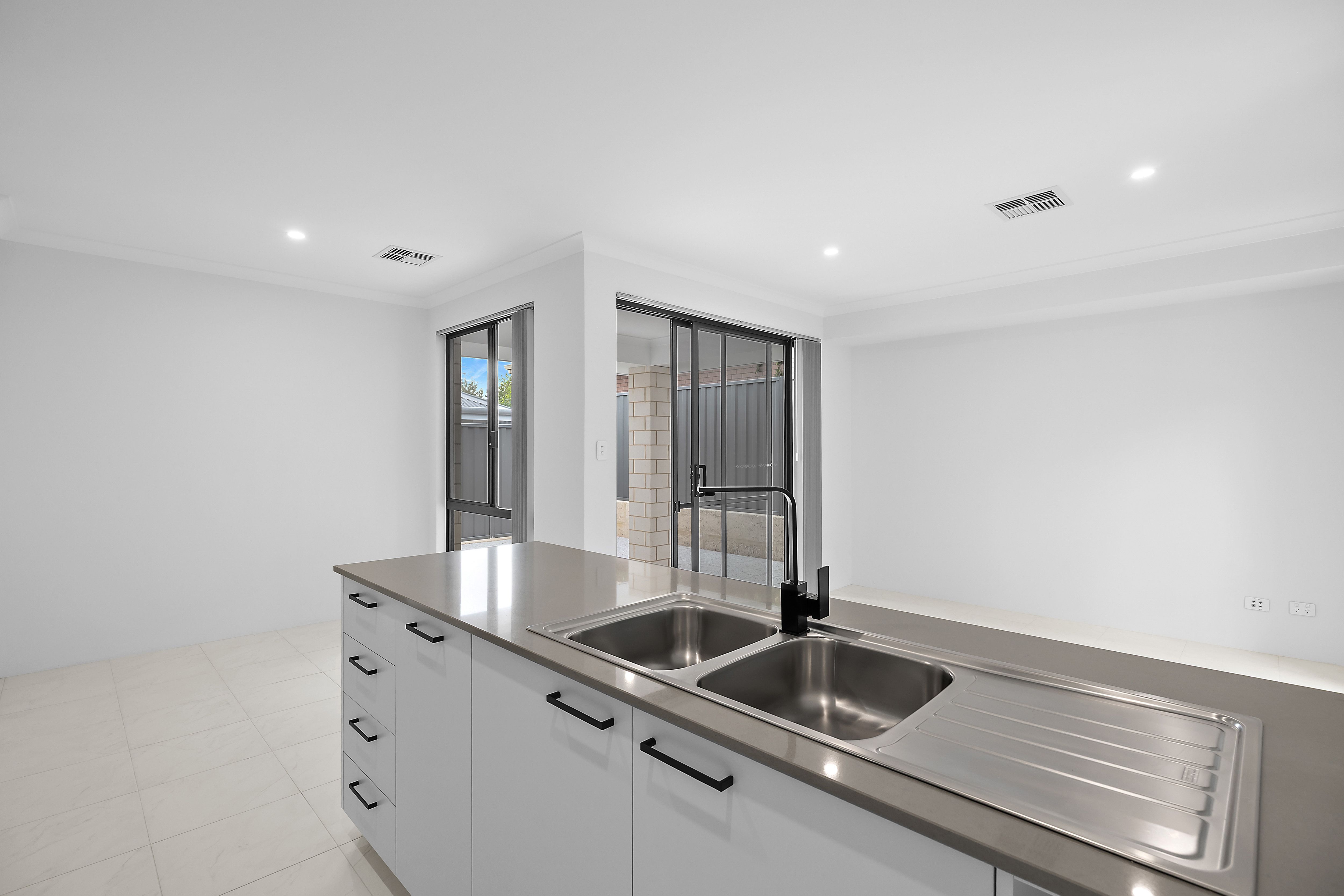 1/13 Fortini Court, Hamilton Hill, WA 6163