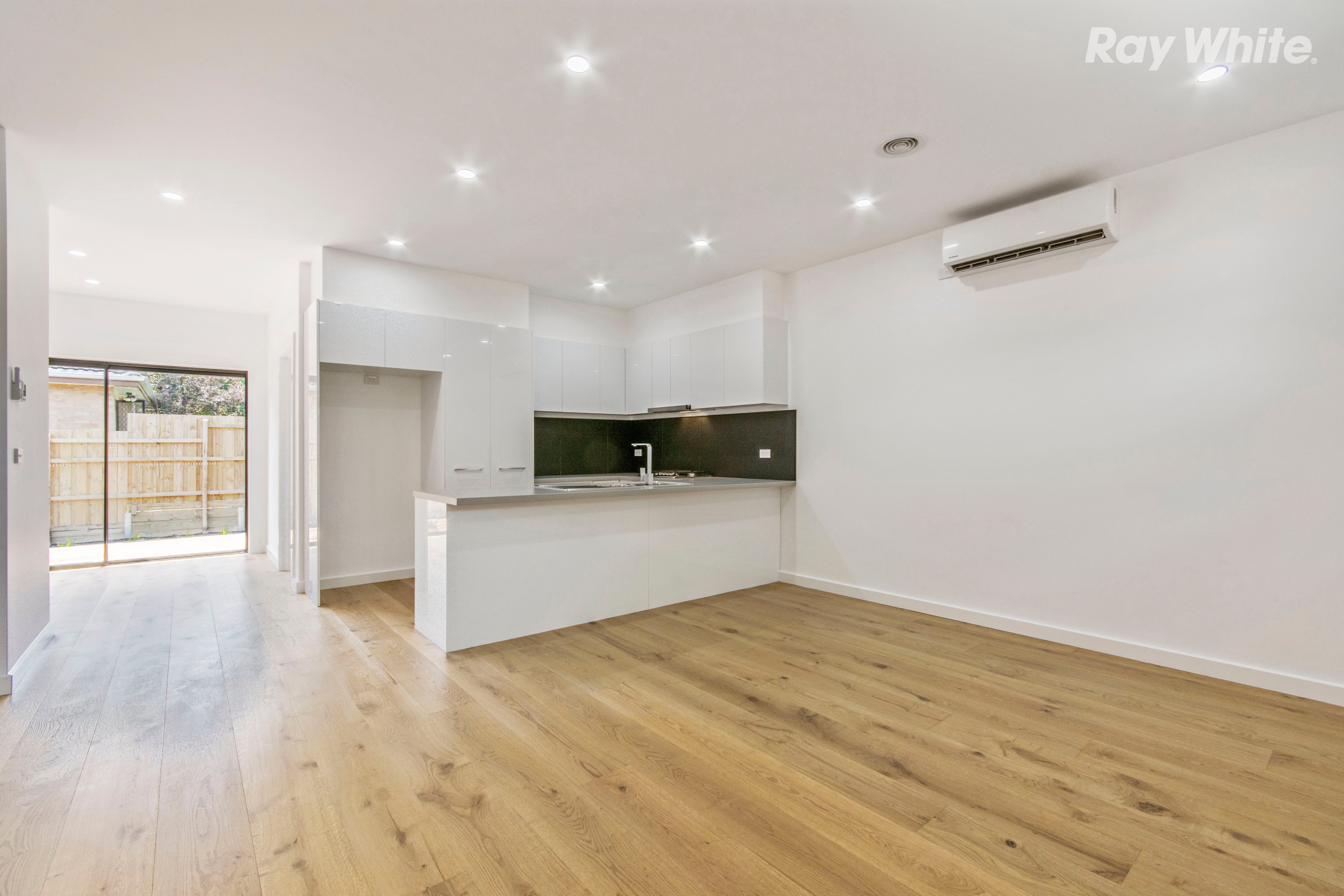 2/15 Sasses Avenue, Bayswater, VIC 3153