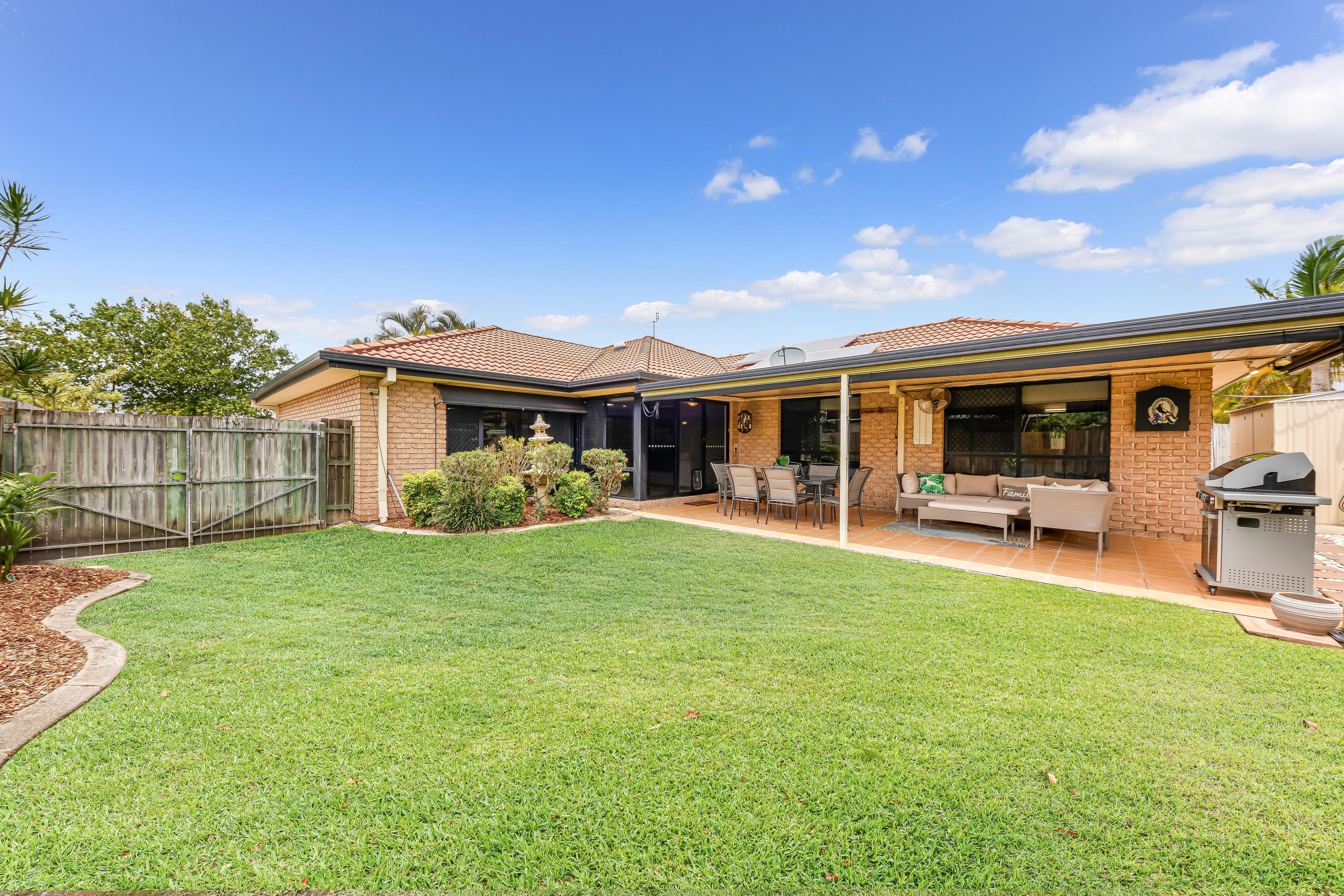8 Quillback Court, Mountain Creek QLD 4557