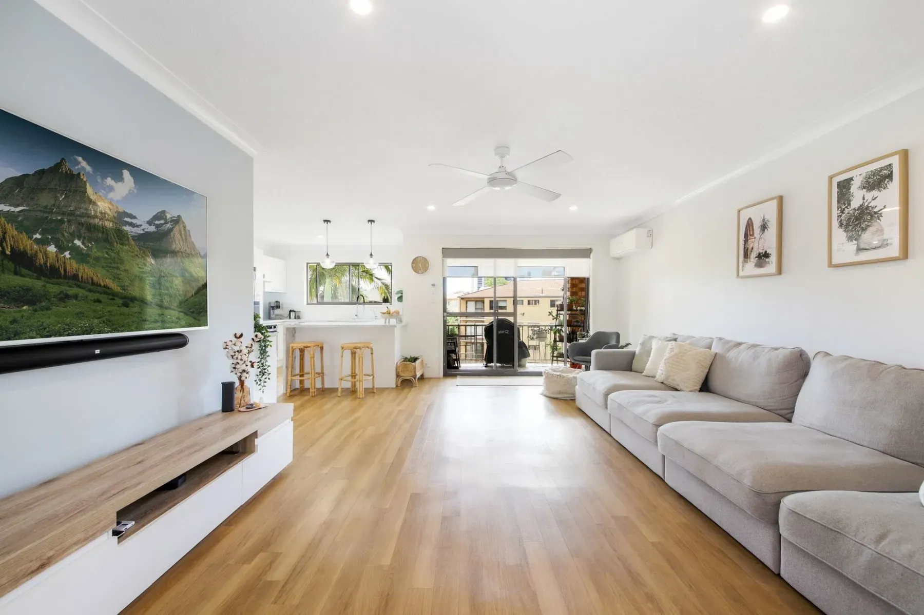 9/150 Surf Parade, Broadbeach, QLD 4218
