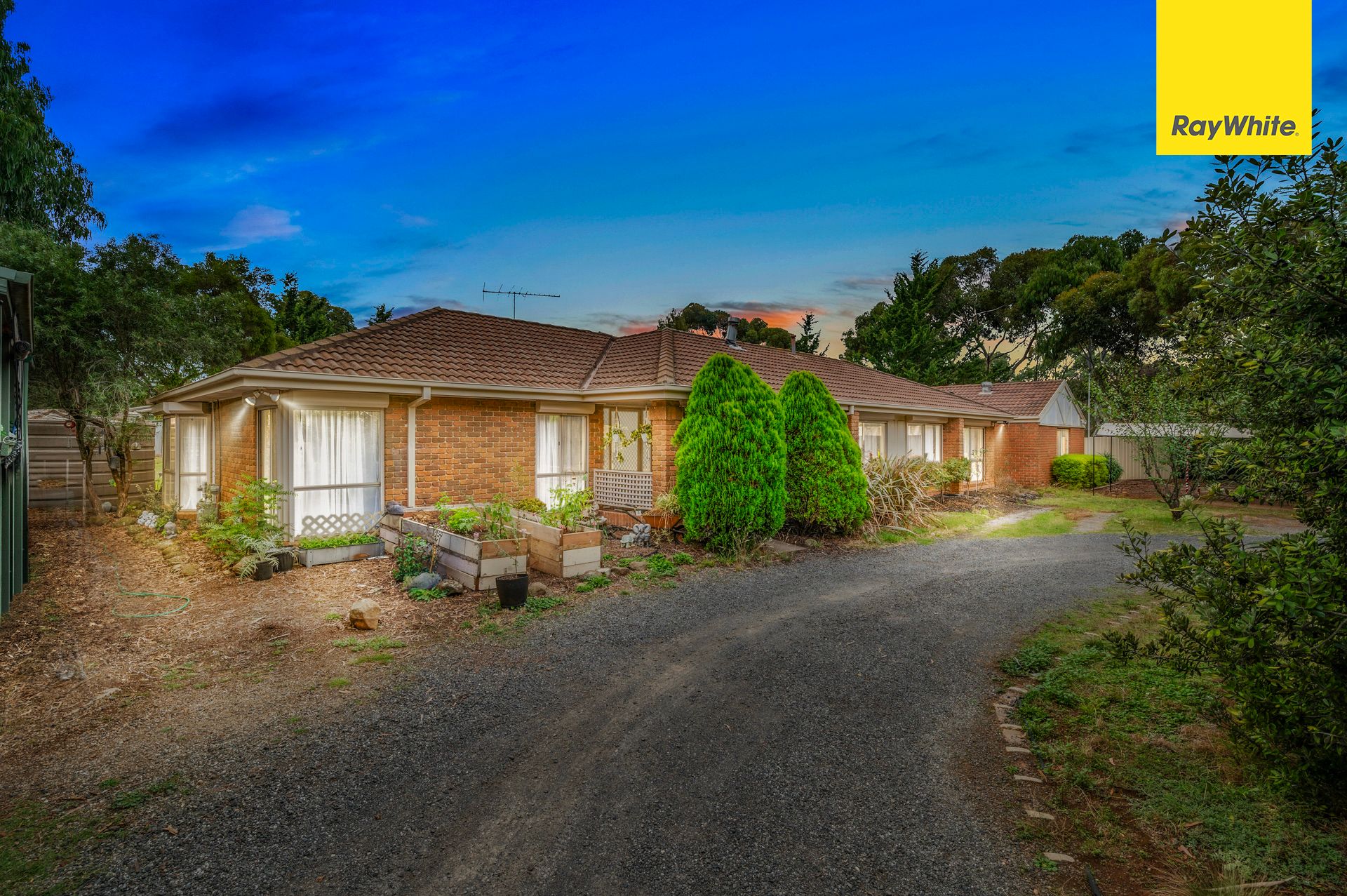 14 Outlook Ride, Kurunjang, VIC 3337 House for Sale Ray White Melton