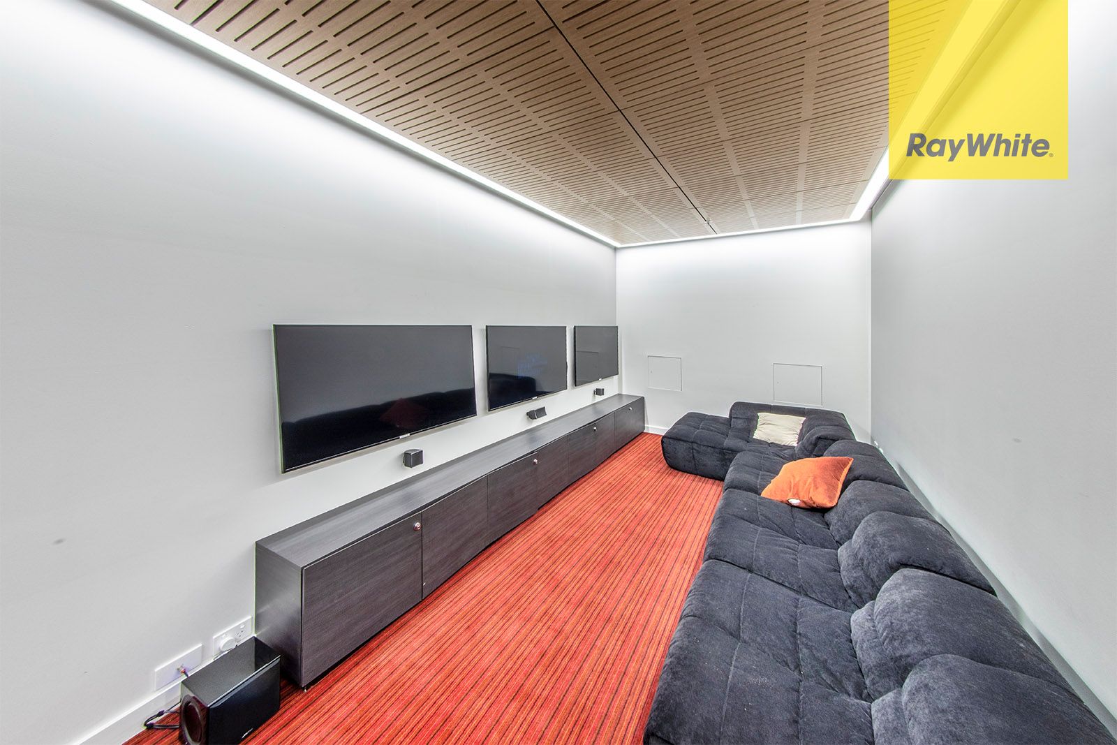 2406A/45 Macquarie Street — photo 15 of 18