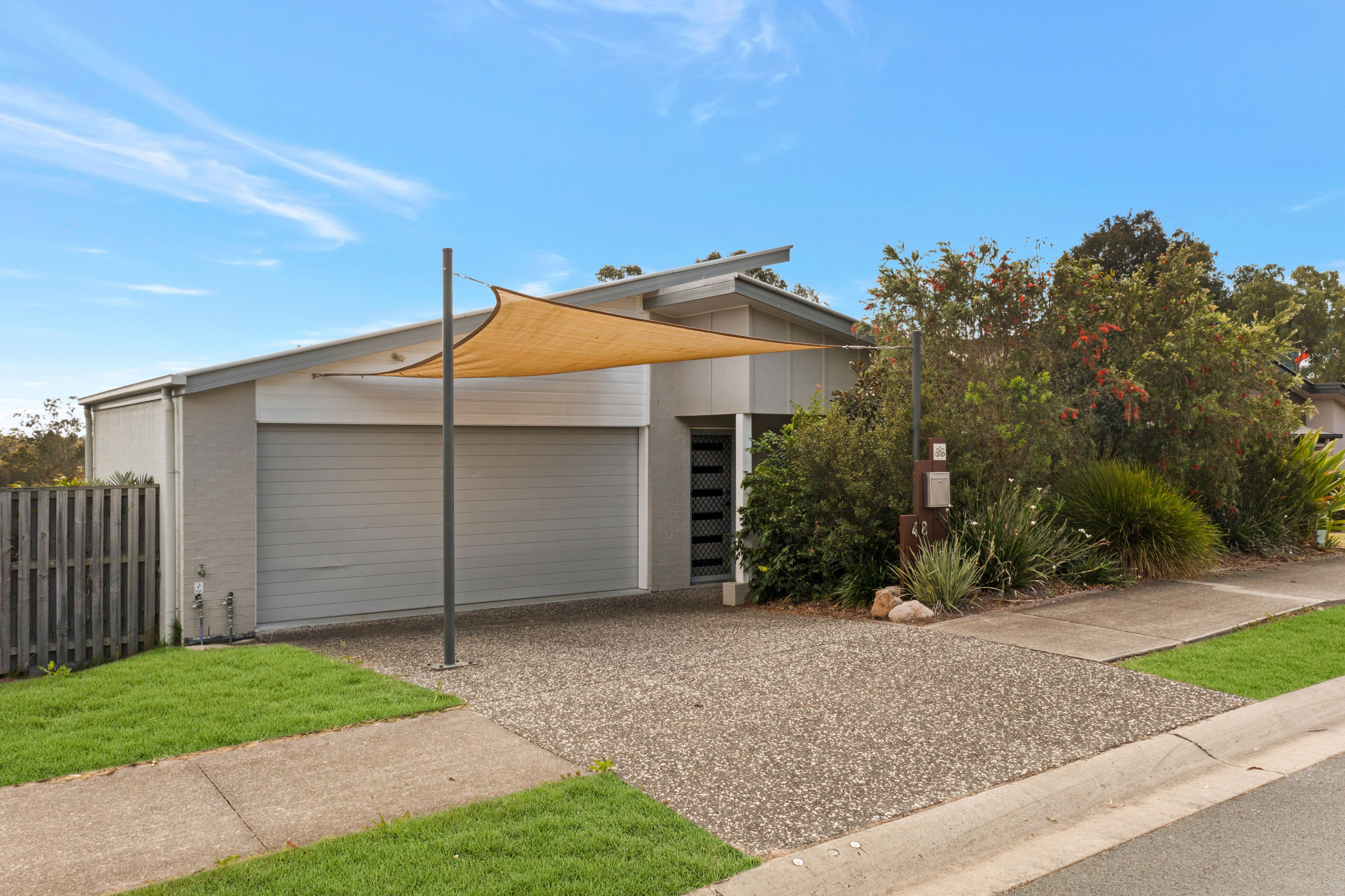 48 Outlook Drive, Waterford QLD 4133