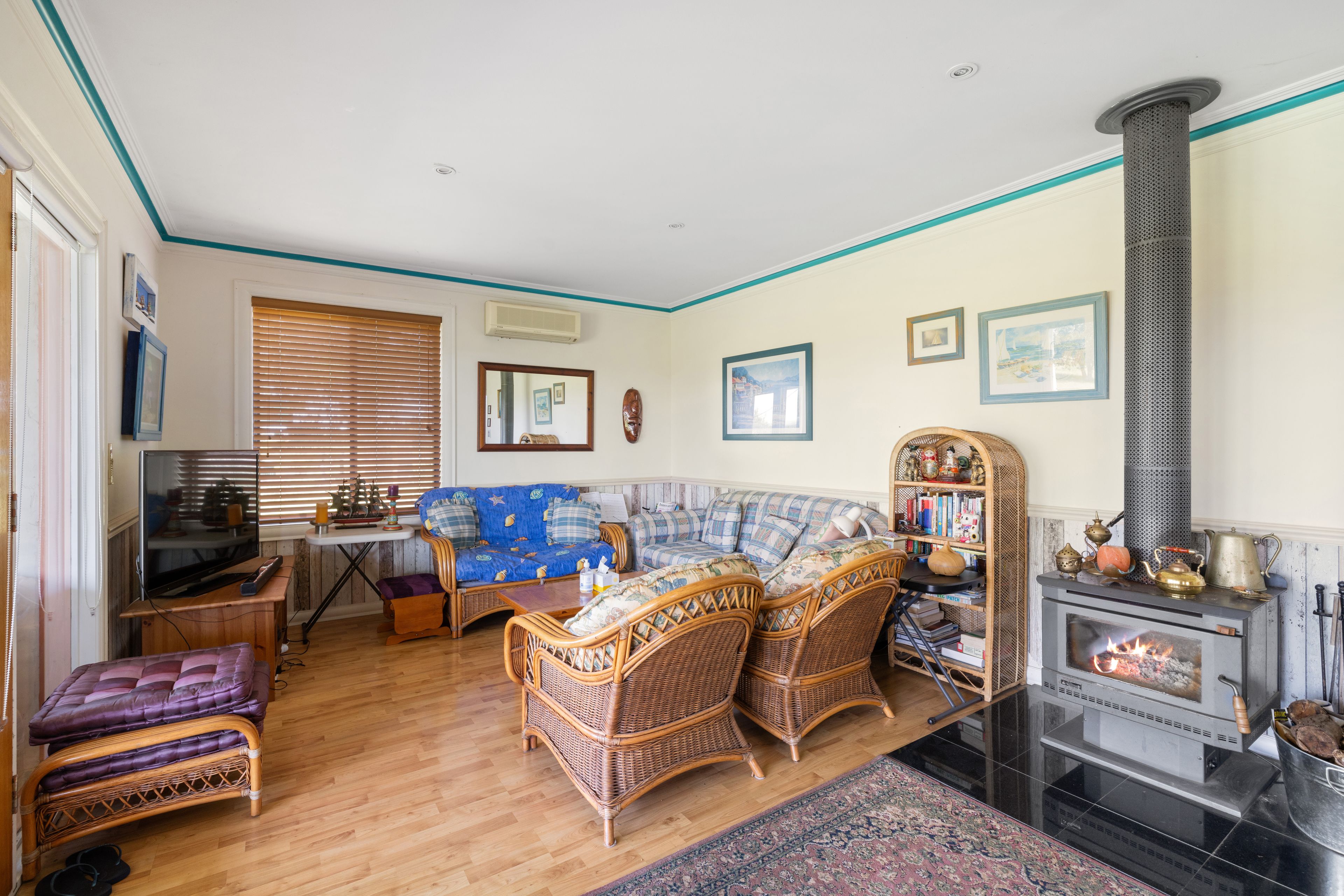 260 Lees Road — photo 6 of 19