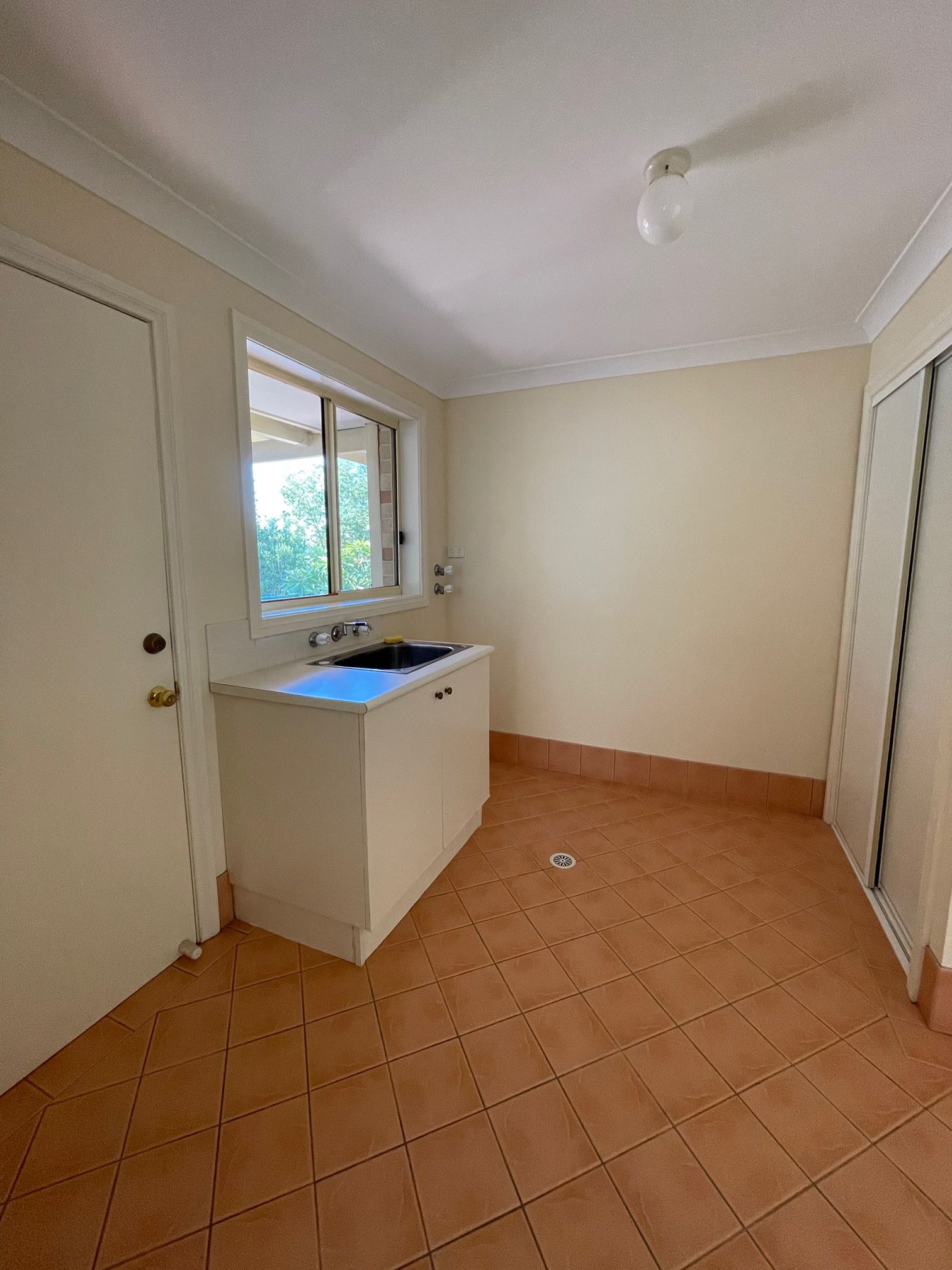 12 Wisteria Place, Bomaderry, NSW 2541