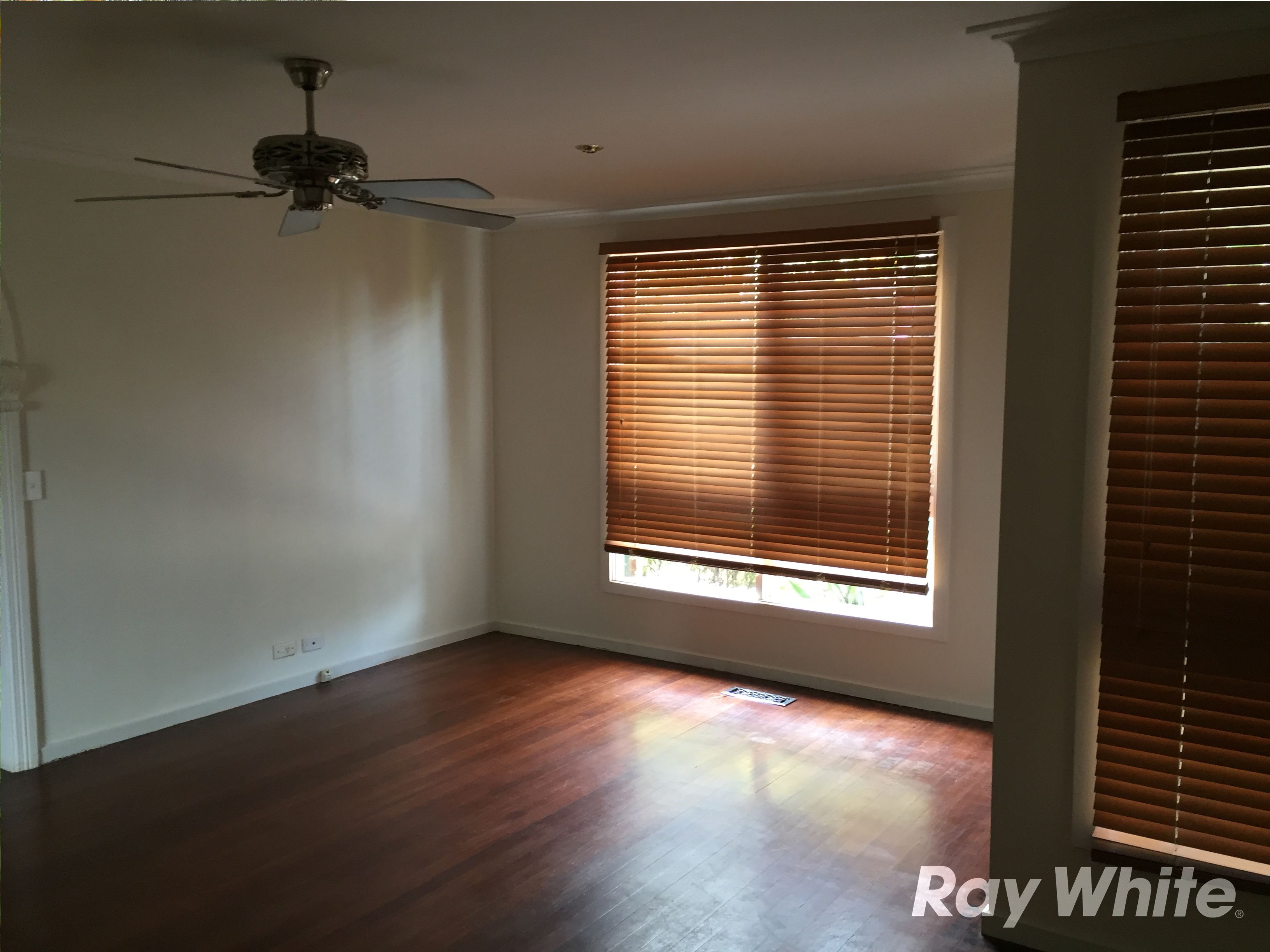 54 Windermere Drive, Ferntree Gully, VIC 3156