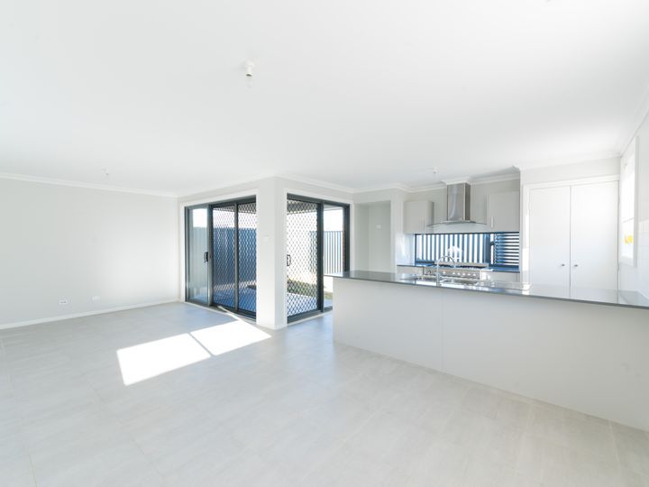 10 Mulvihill Crescent, Denham Court, NSW 2565
