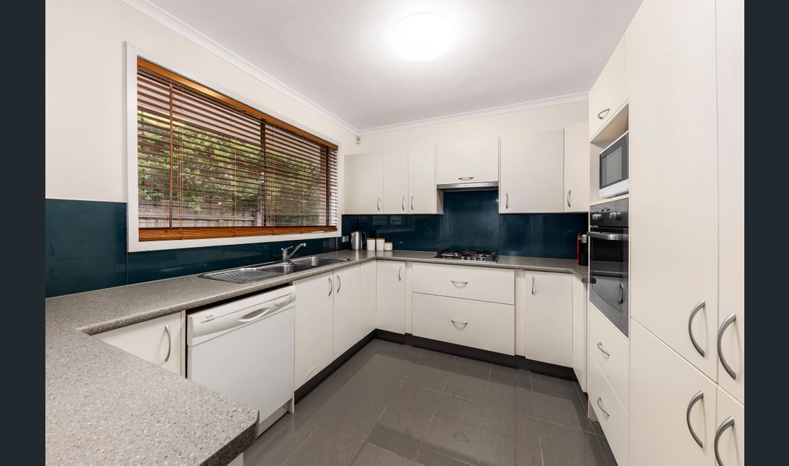 26 Allister Close, Knoxfield, VIC 3180
