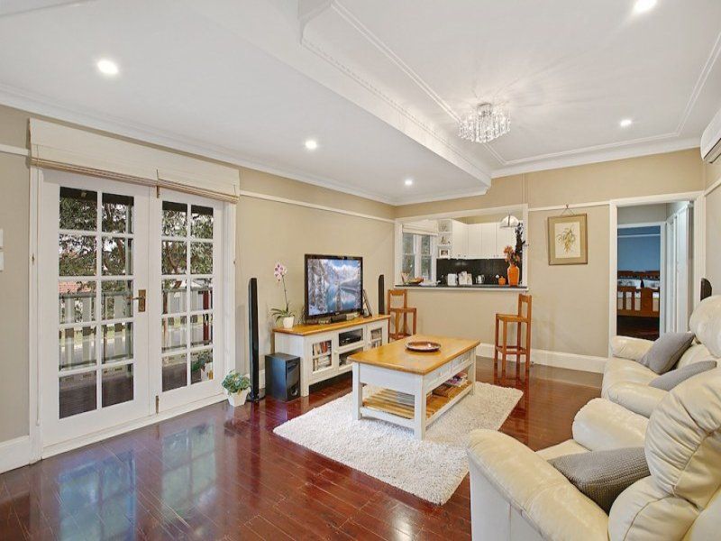 1 Kimbarra Avenue, Camden, NSW 2570