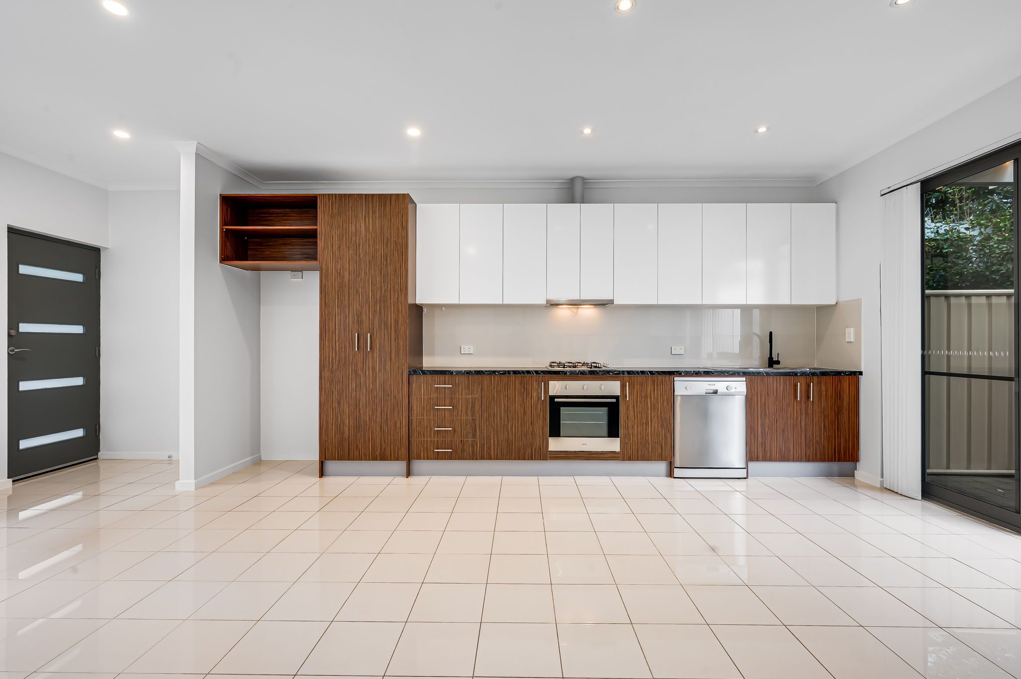 1a Gill Terrace — photo 3 of 12