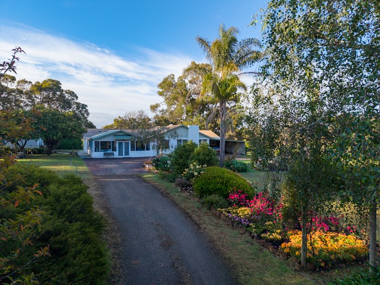 195 Gunn Road, Drome, WA 6330