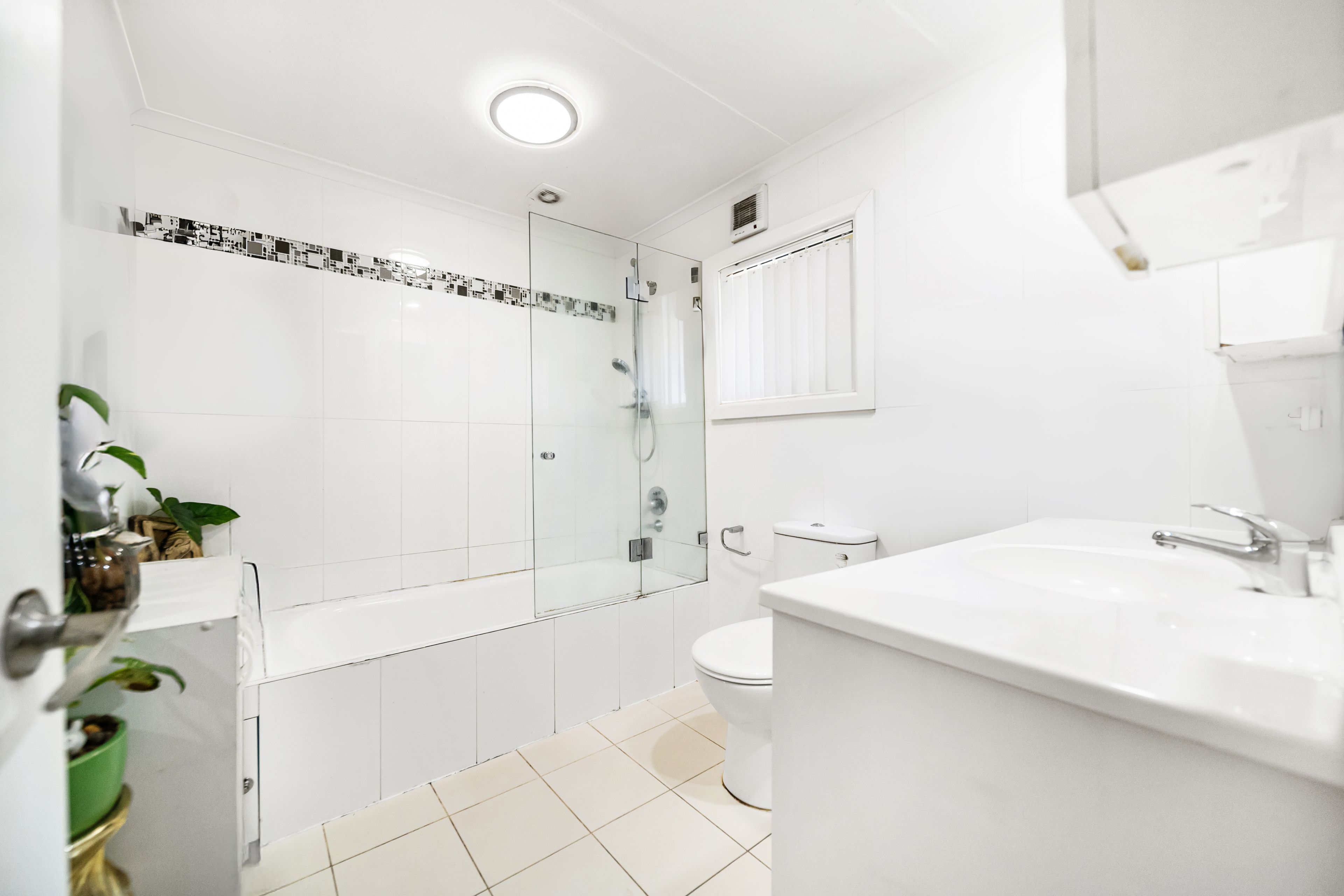 850 The Horsley Drive — photo 9 of 13