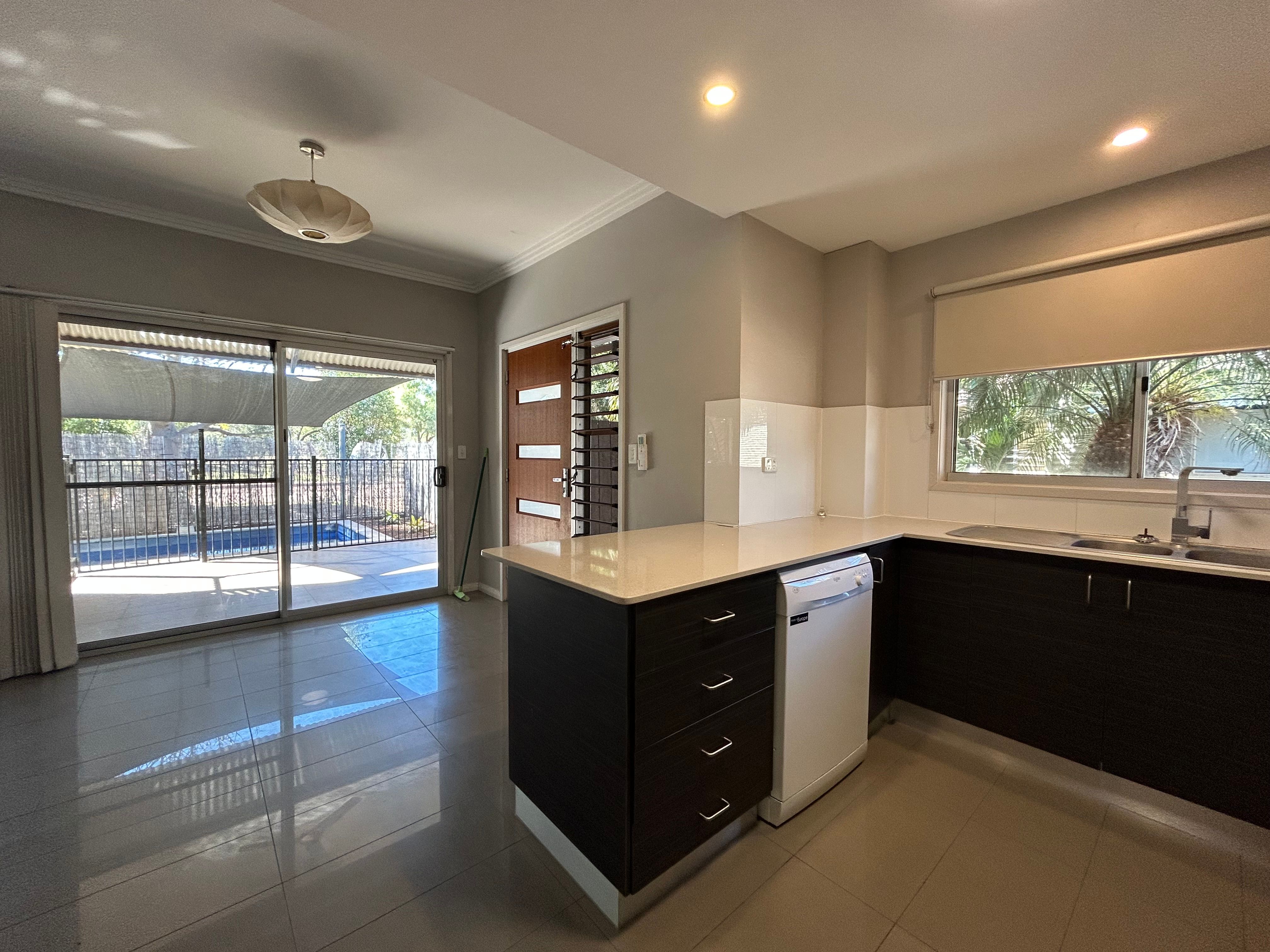 3/46 Tanami Drive — photo 7 of 20