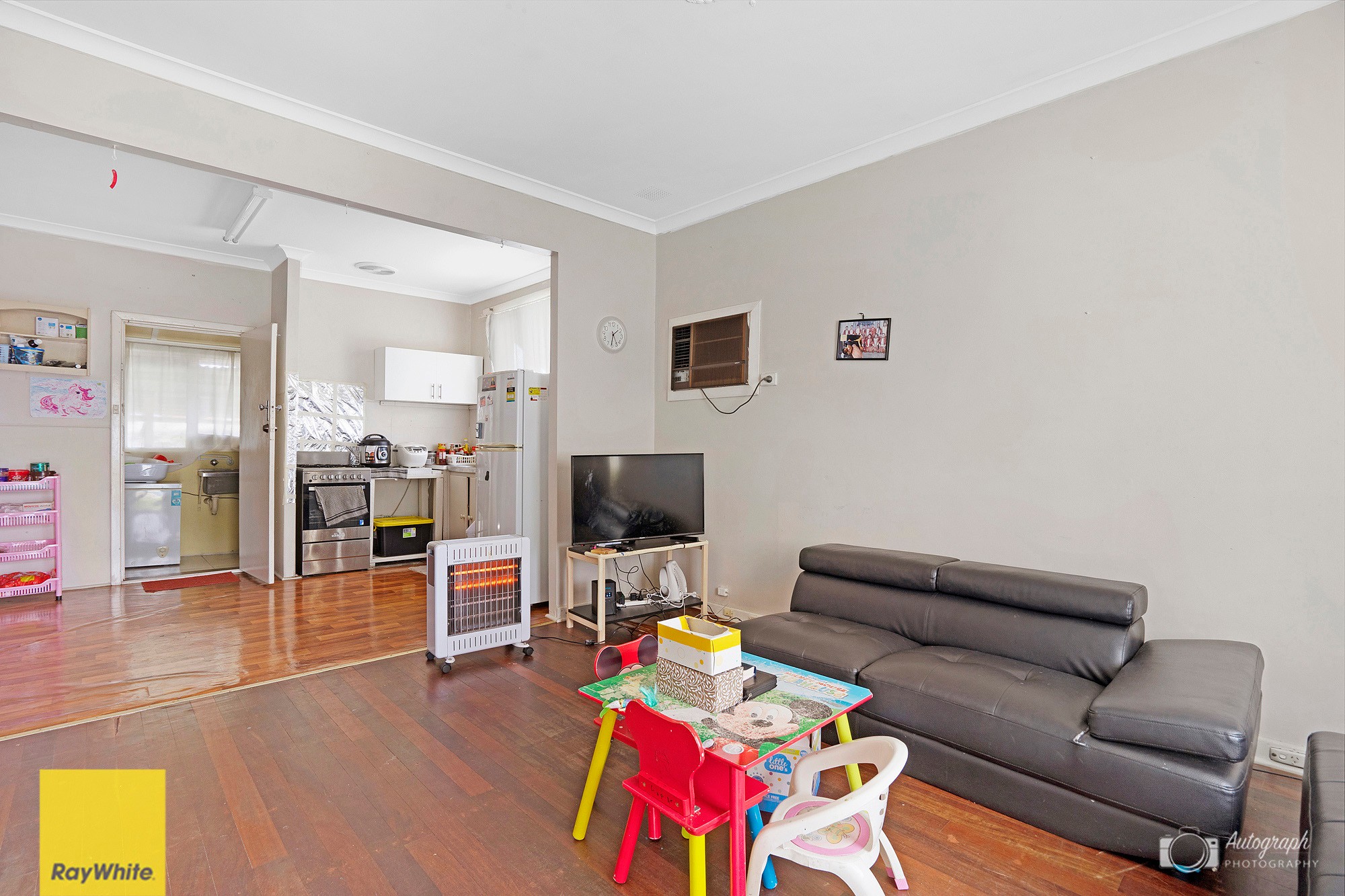 39 Robertsbridge Road, Nollamara, WA 6061