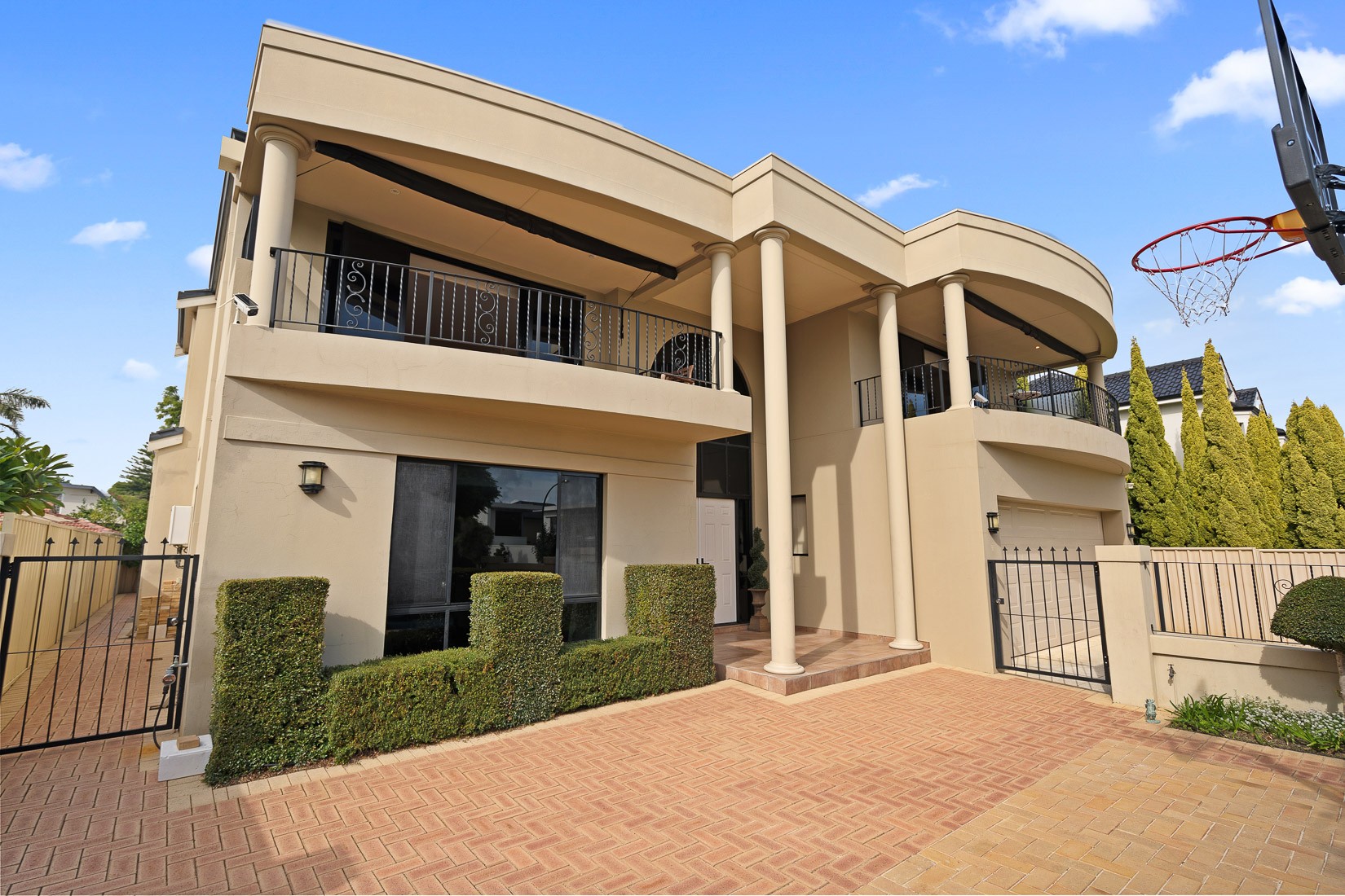 4 Troy Street, Applecross, WA 6153
