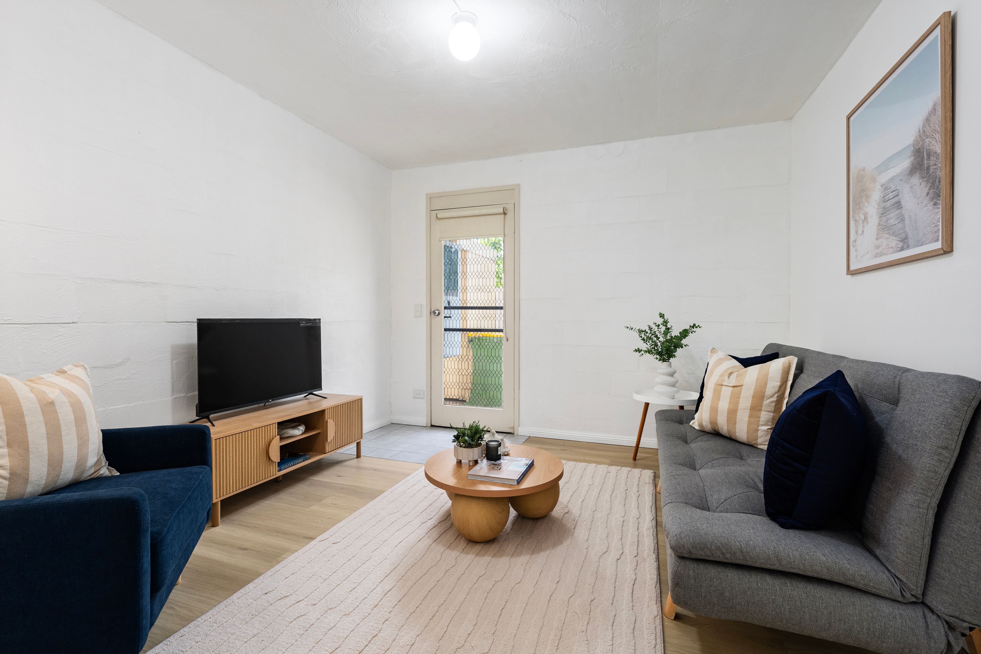 3/572 Noorla Place — photo 3 of 17