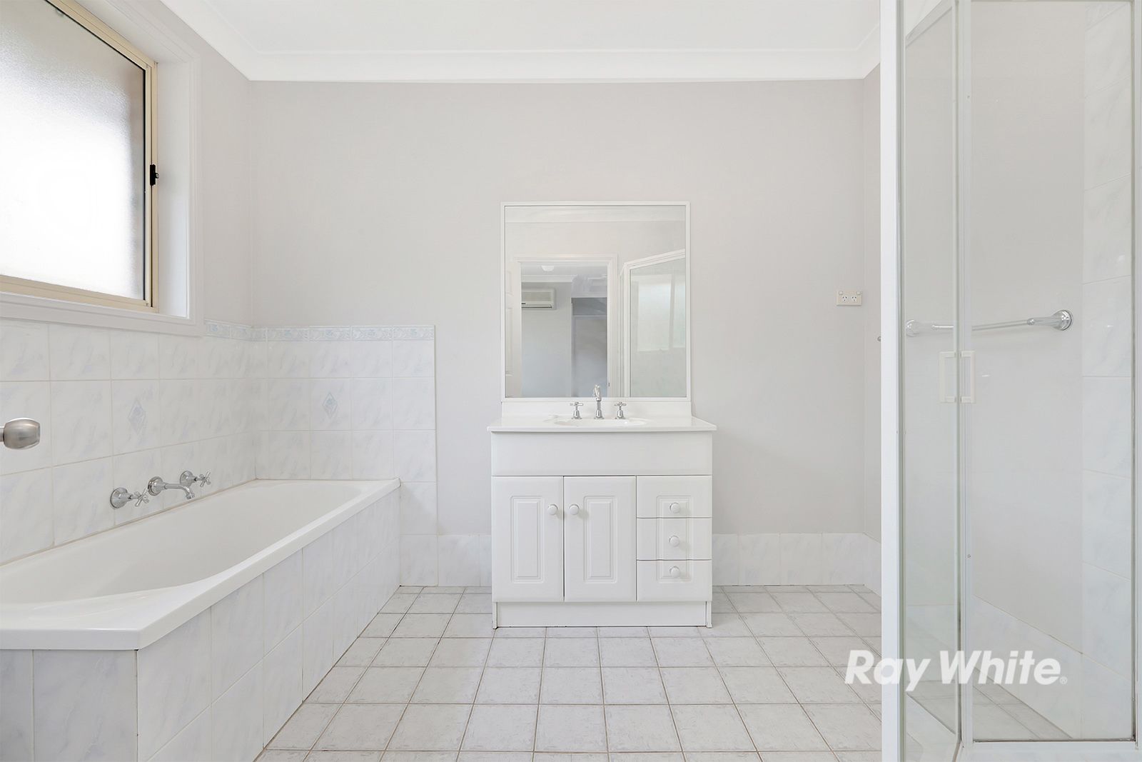 10/16 Hillcrest Road, Quakers Hill, NSW 2763