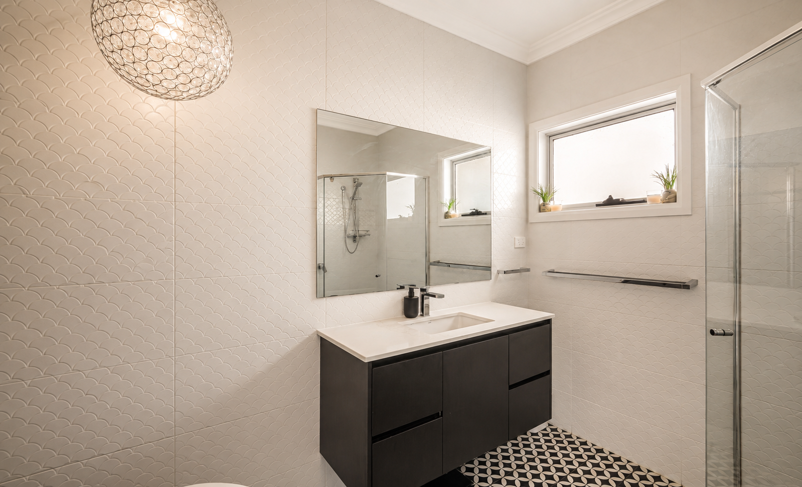 14 Mcloughlin Street — photo 15 of 18