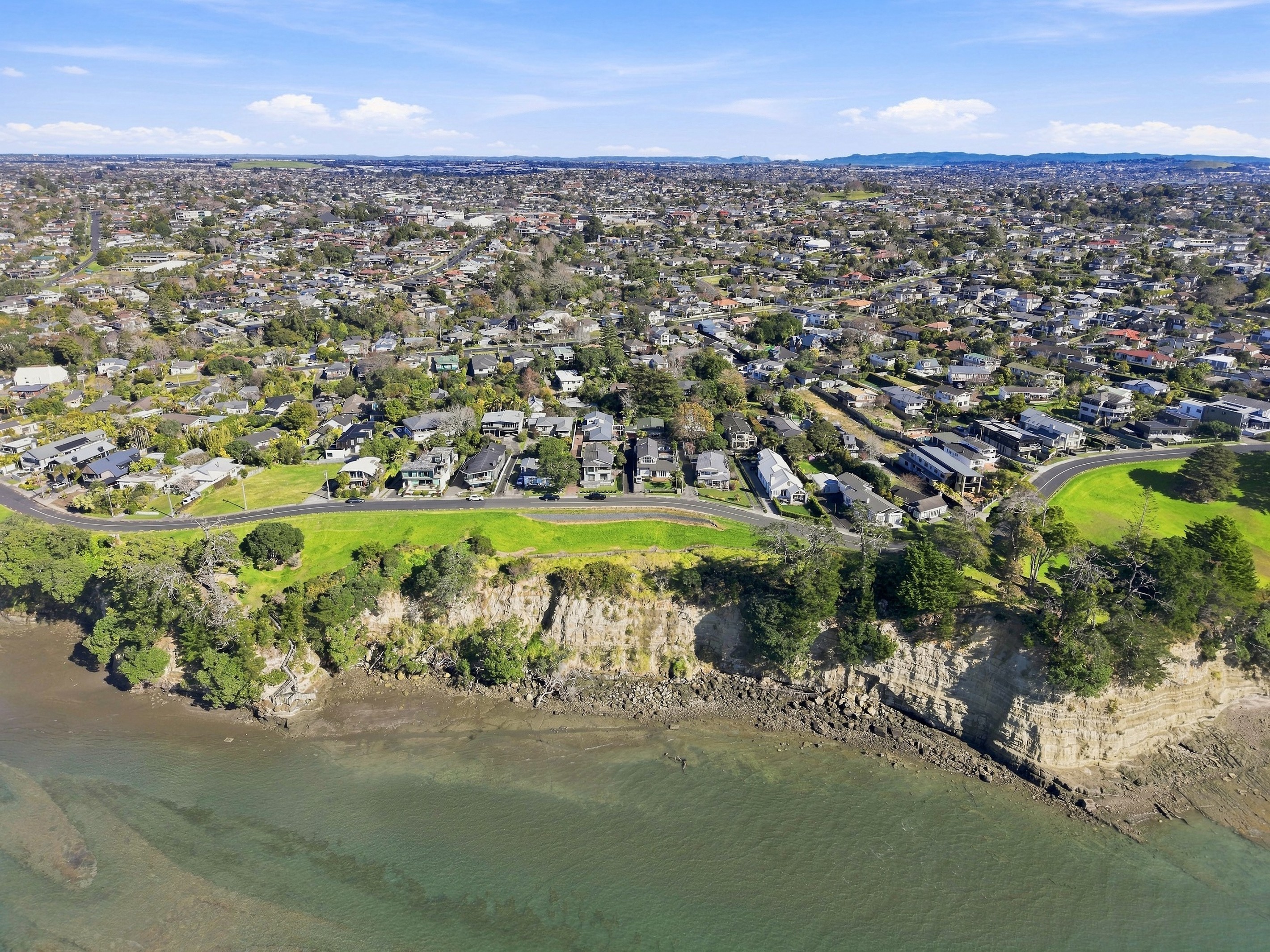 50 Marine Parade, Mellons Bay, Manukau City
