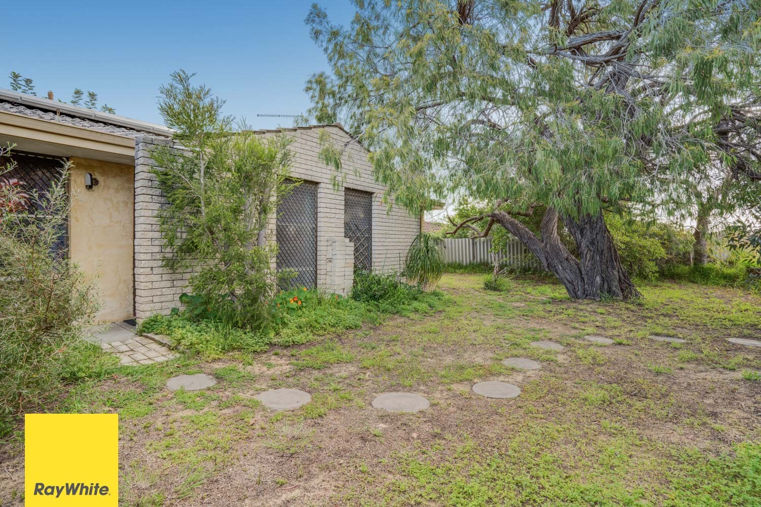 51 Whitworth Avenue, Girrawheen, WA 6064