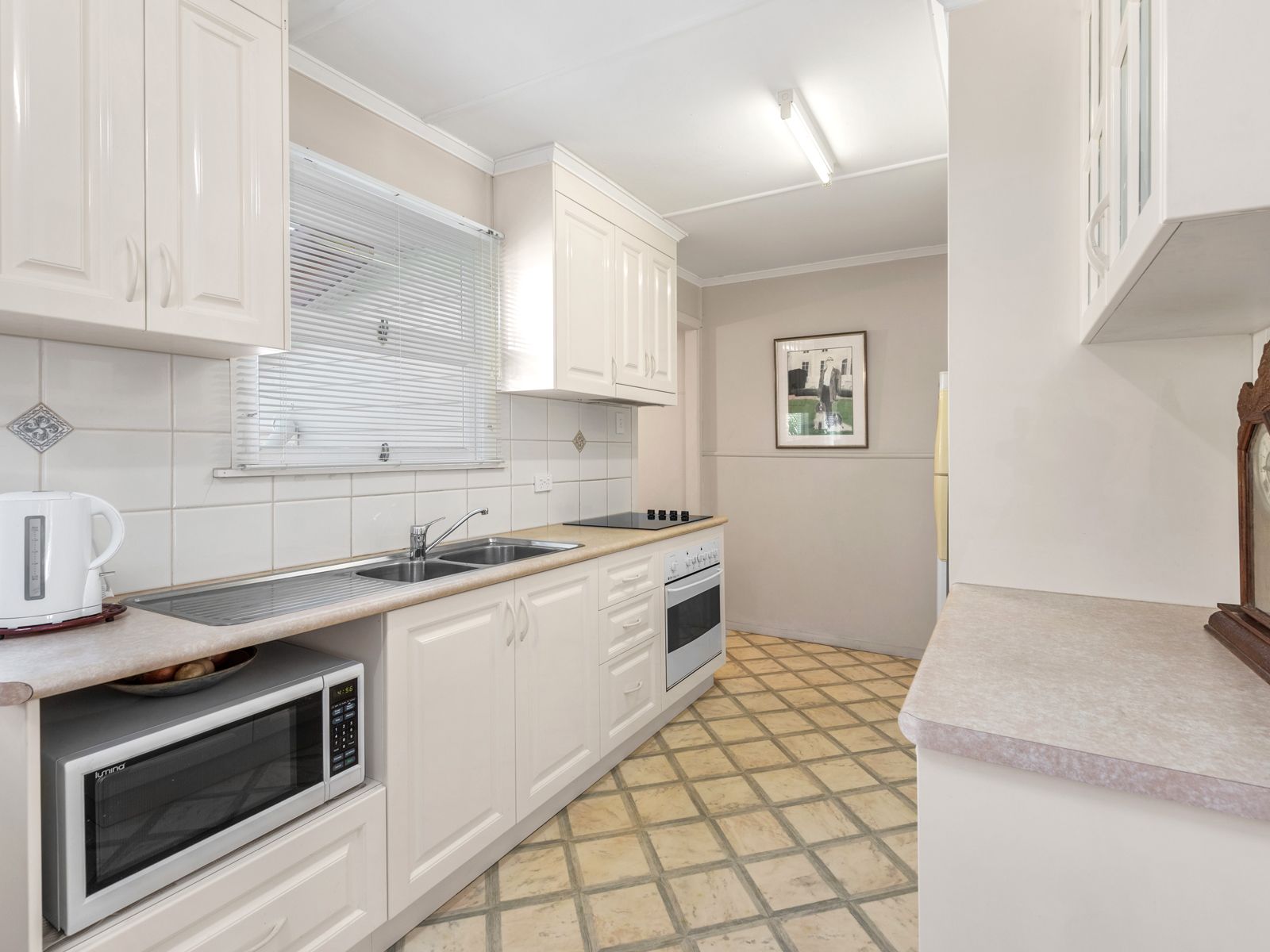 17 Kendall Street, Oxley, QLD 4075