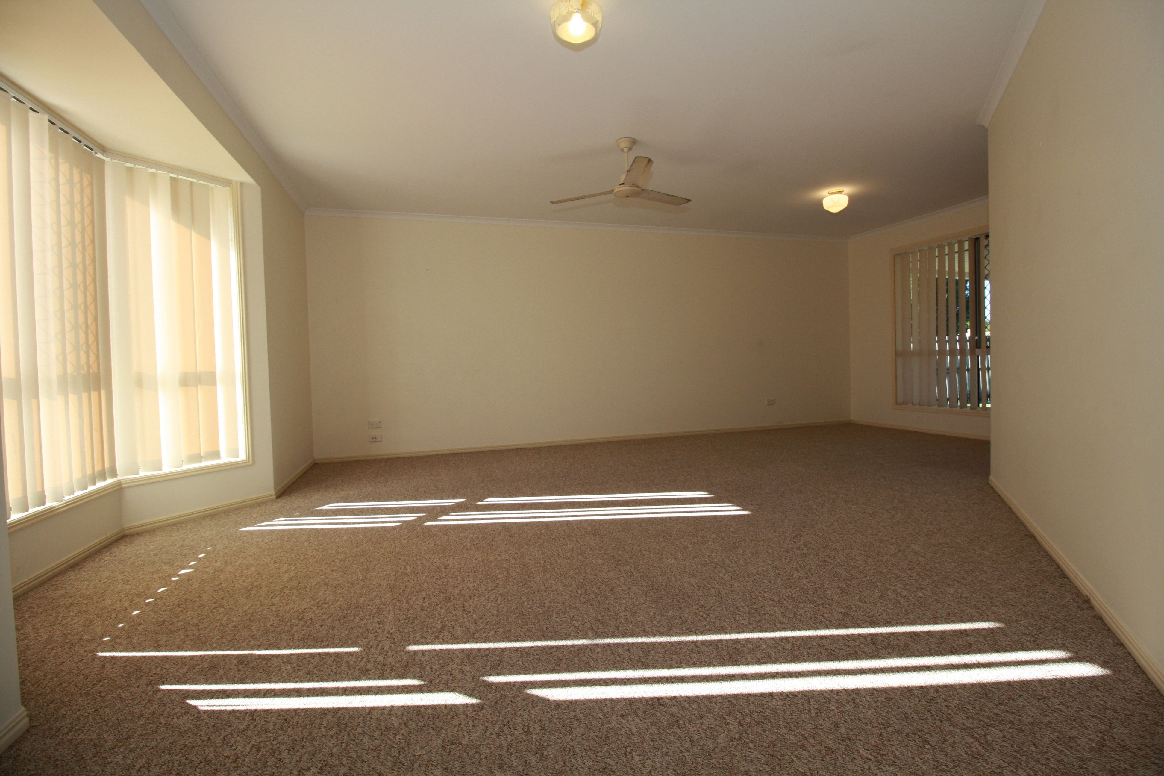 17 Tristania Crescent, Urangan, QLD 4655