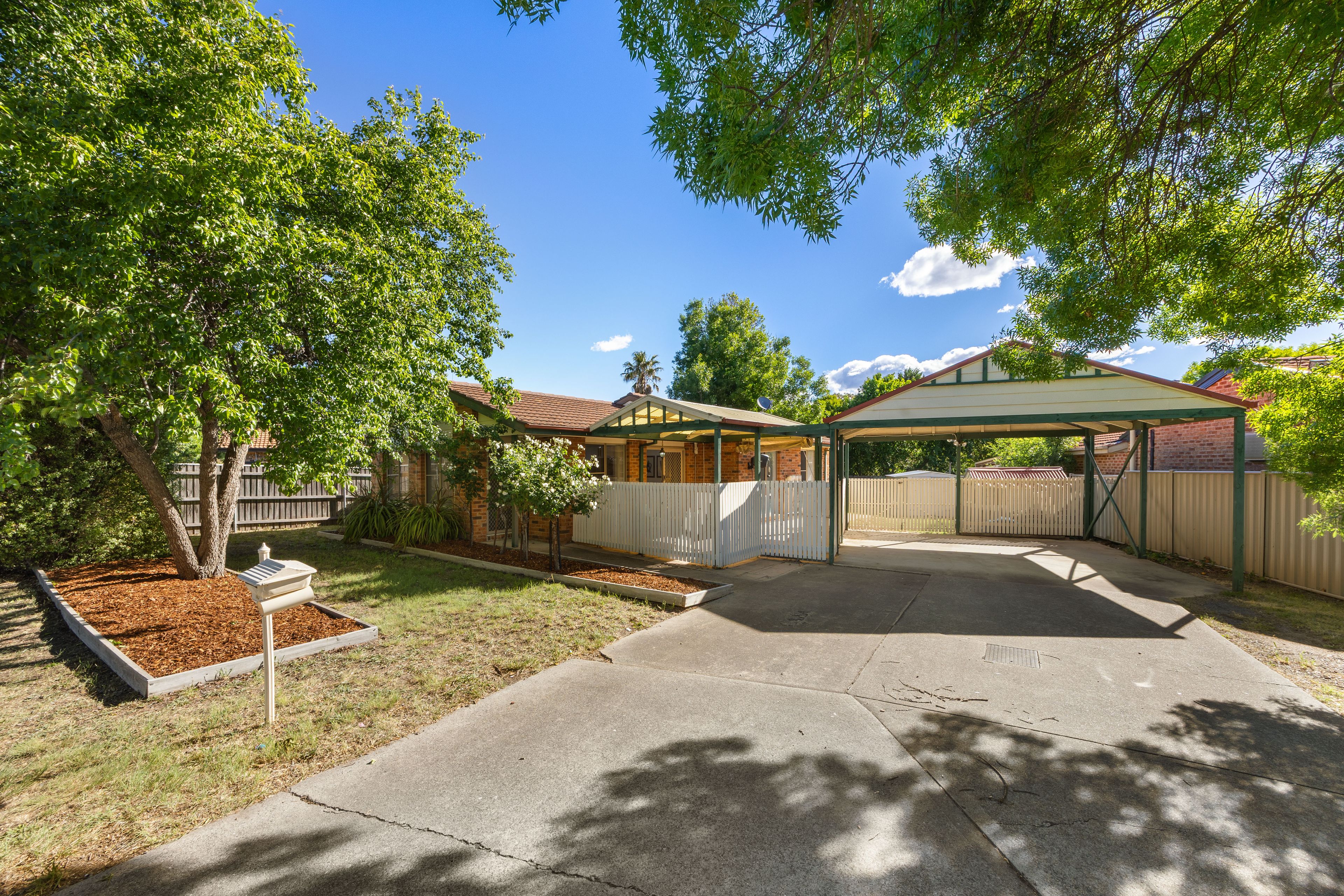 16 Sherwood Circuit — photo 16 of 16
