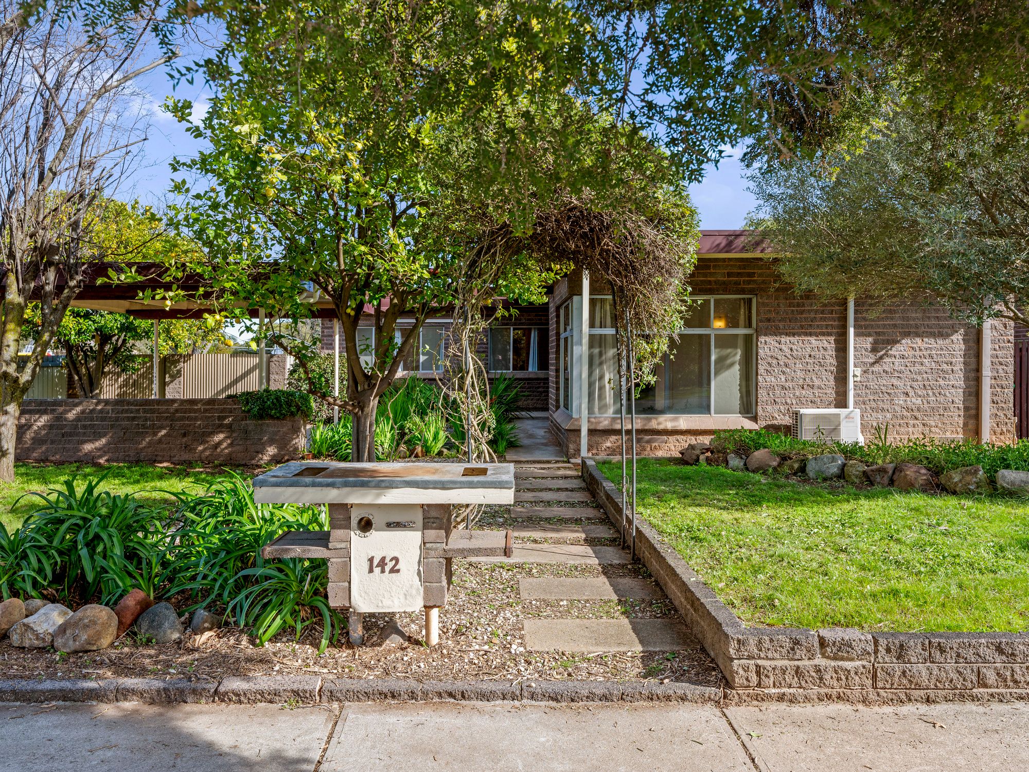 142 Clarke Street — photo from Ray White Benalla