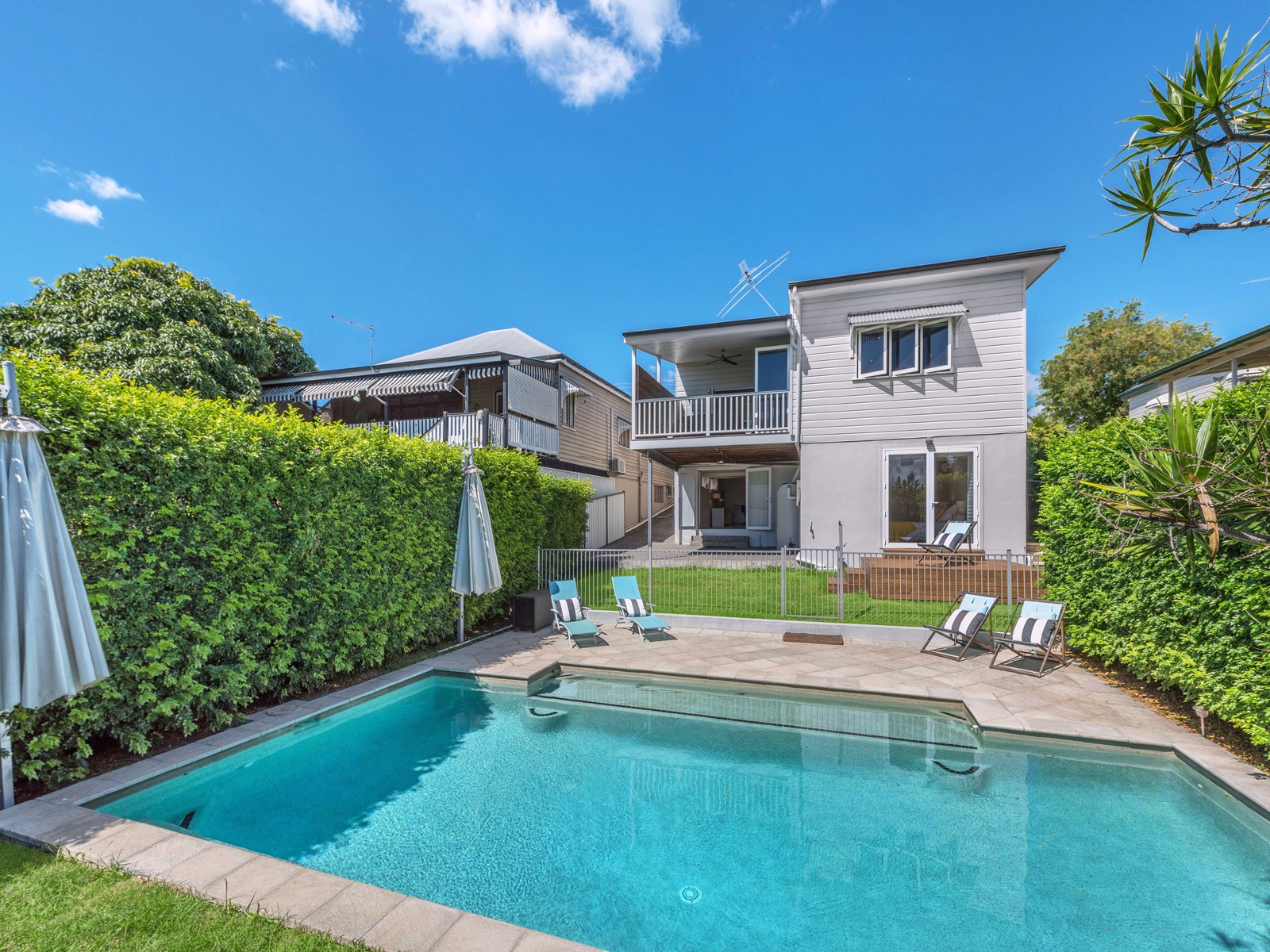 64 Windsor Road, Red Hill, QLD 4059