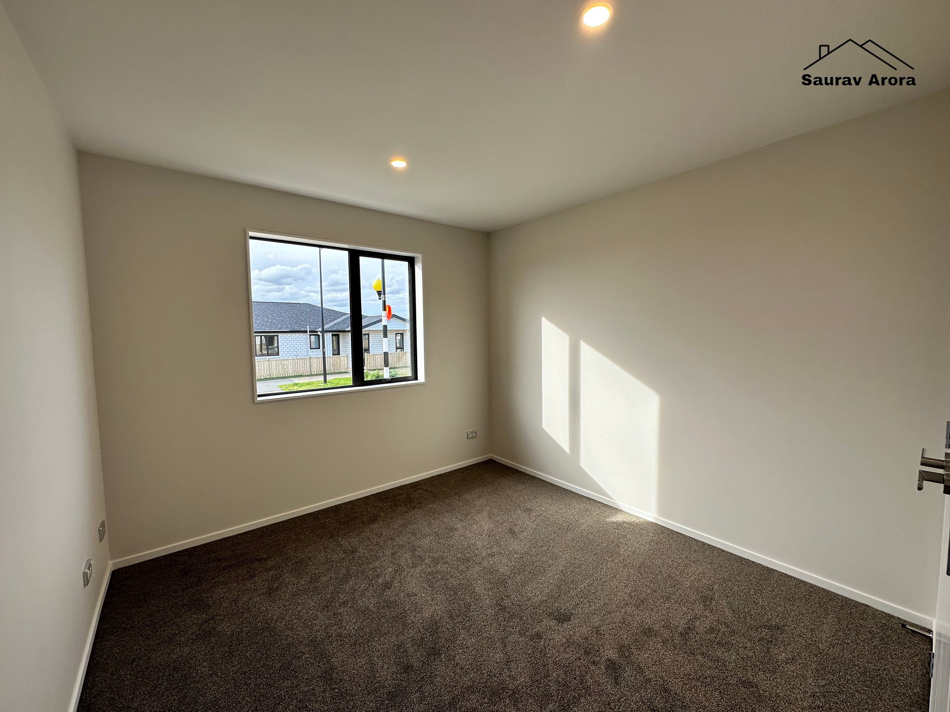 12 Rorotu Avenue, Karaka, Franklin