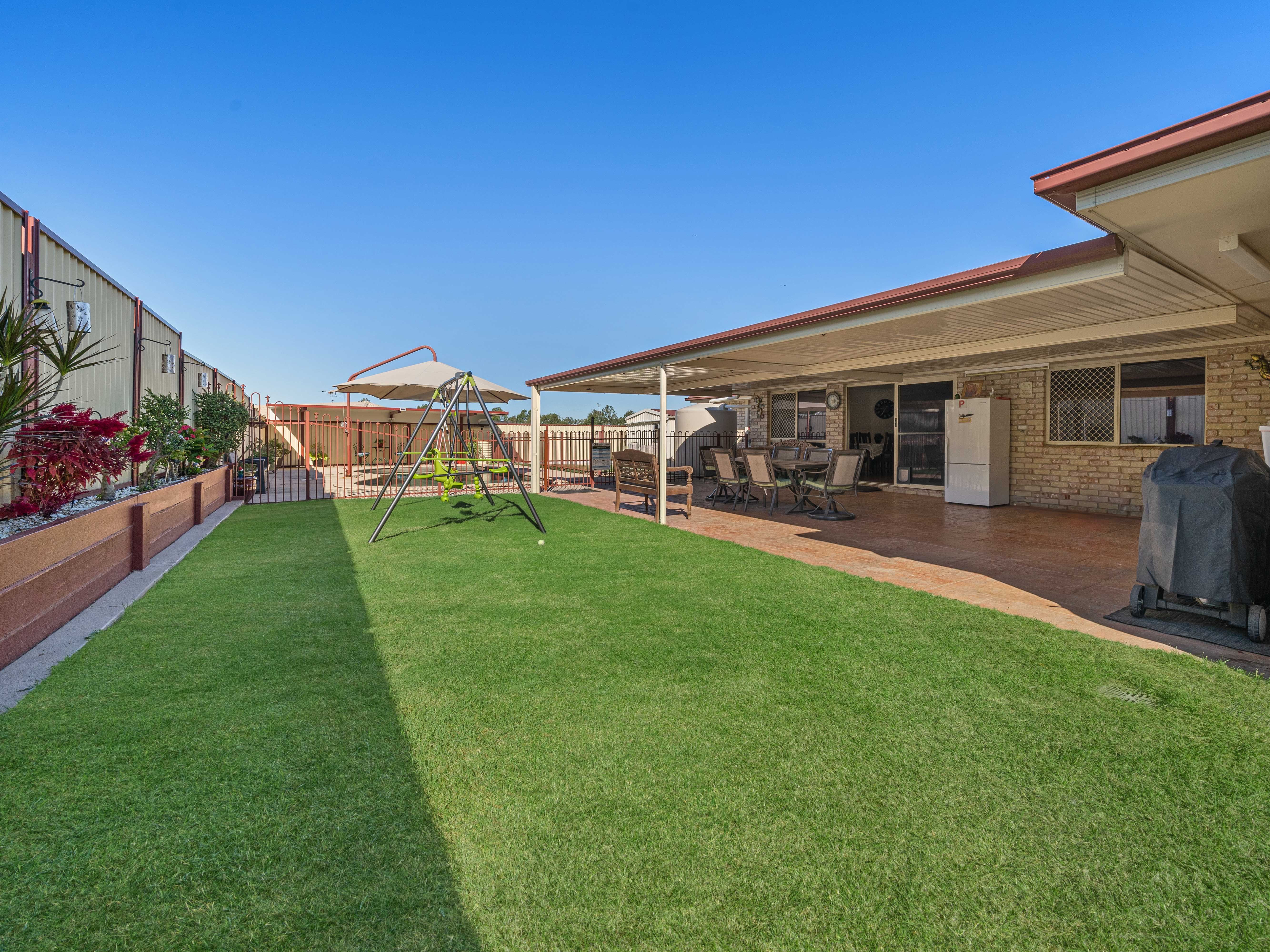 7 Bentley Court, Flinders View, QLD 4305