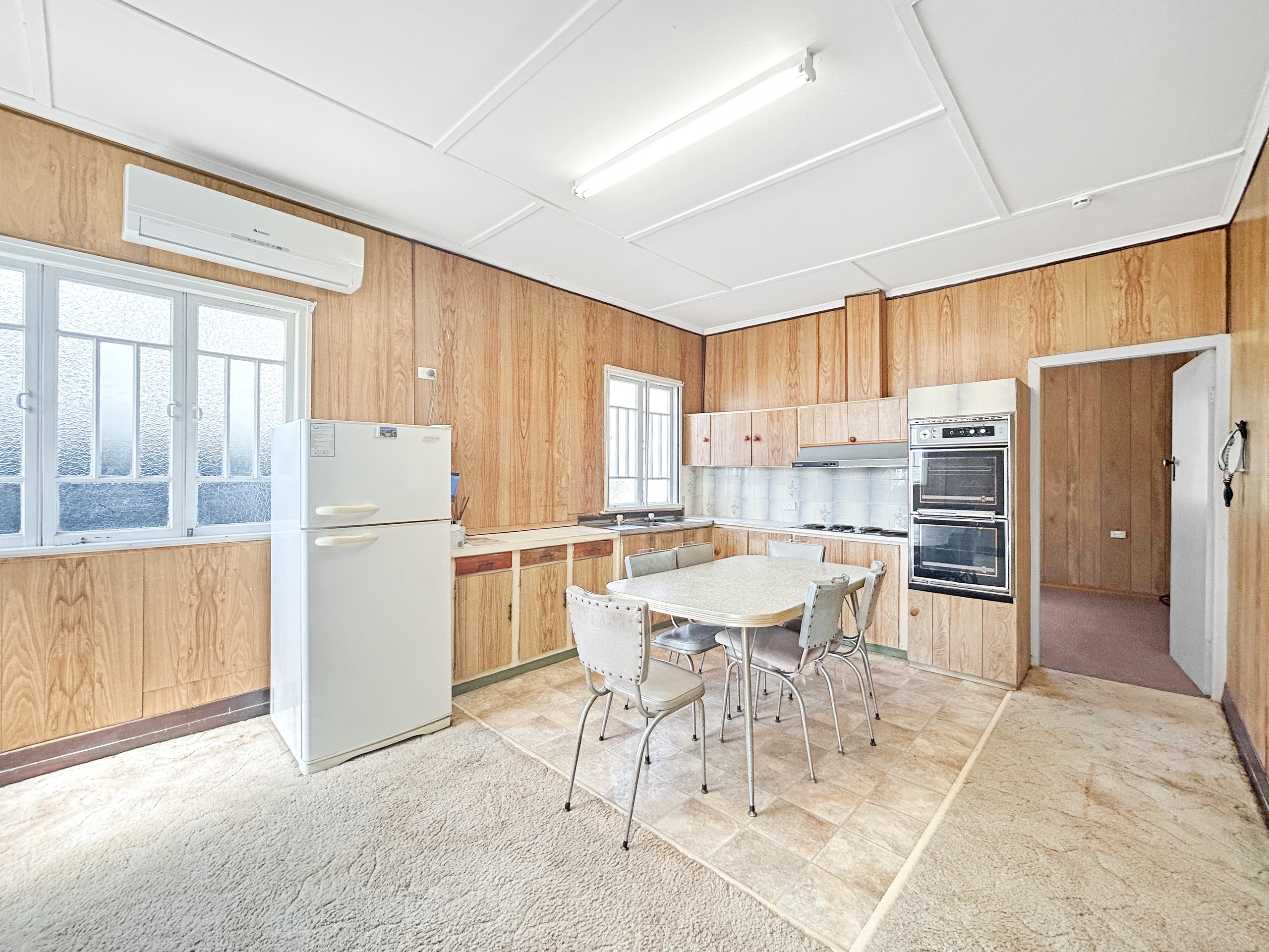 28 East Street, Esk, QLD 4312