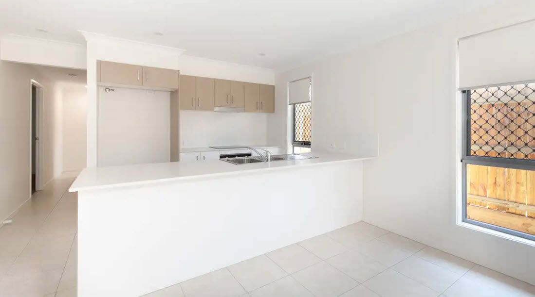 11 Beck Street, Park Ridge, QLD 4125