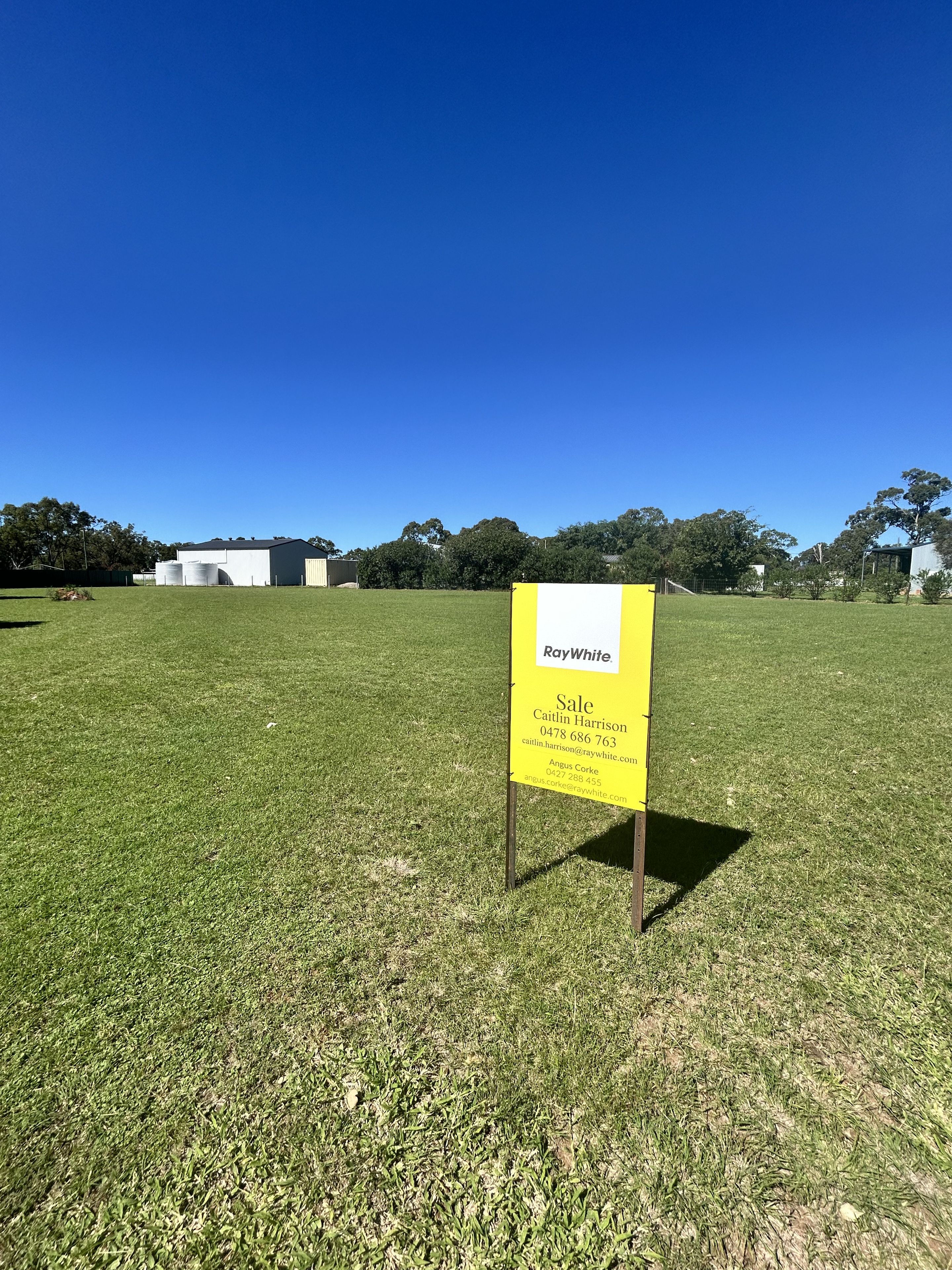 16 Leslie Lane, Hendon QLD 4362