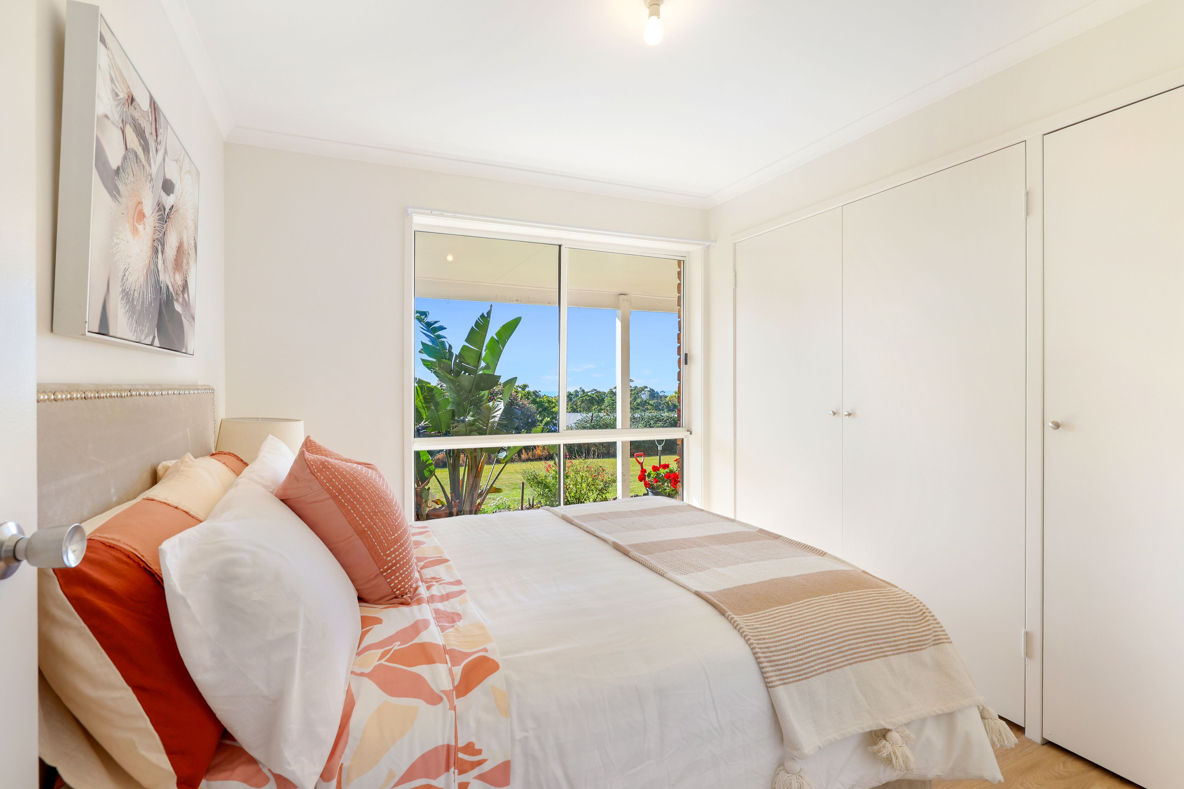 311 Macdonnell Road — photo 14 of 30