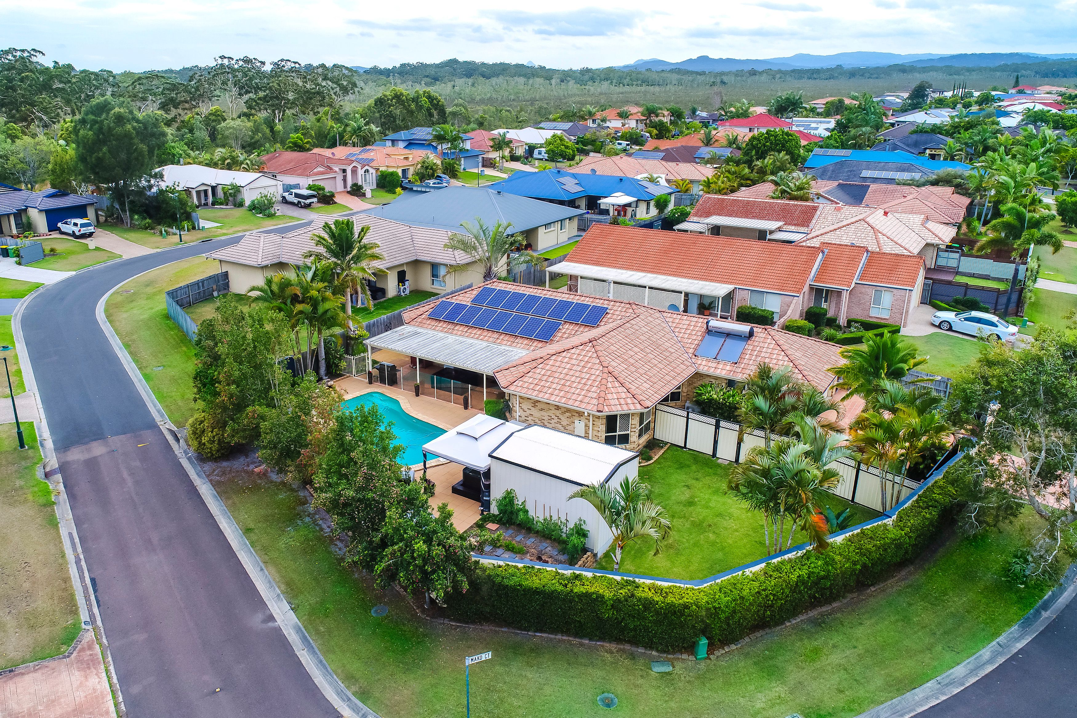 1 Mako Court, Mountain Creek QLD 4557