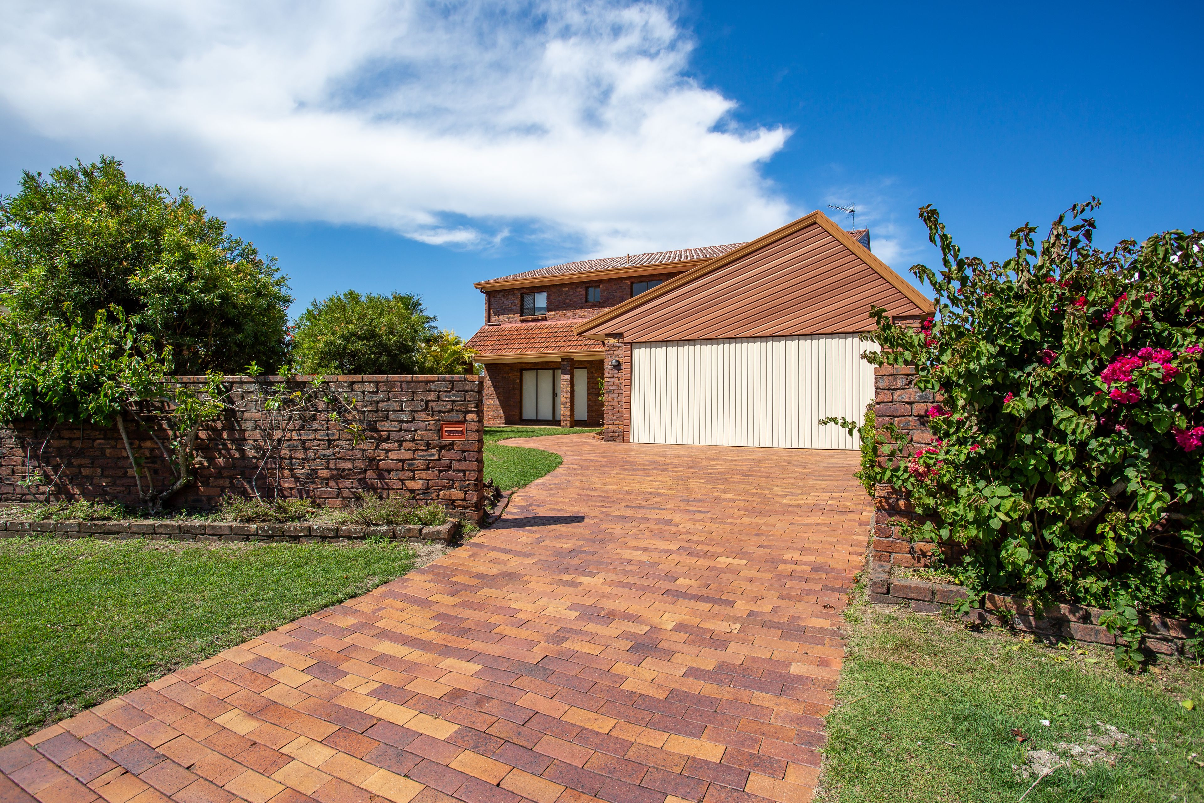 34 Pilot Court, Mermaid Waters, QLD 4218