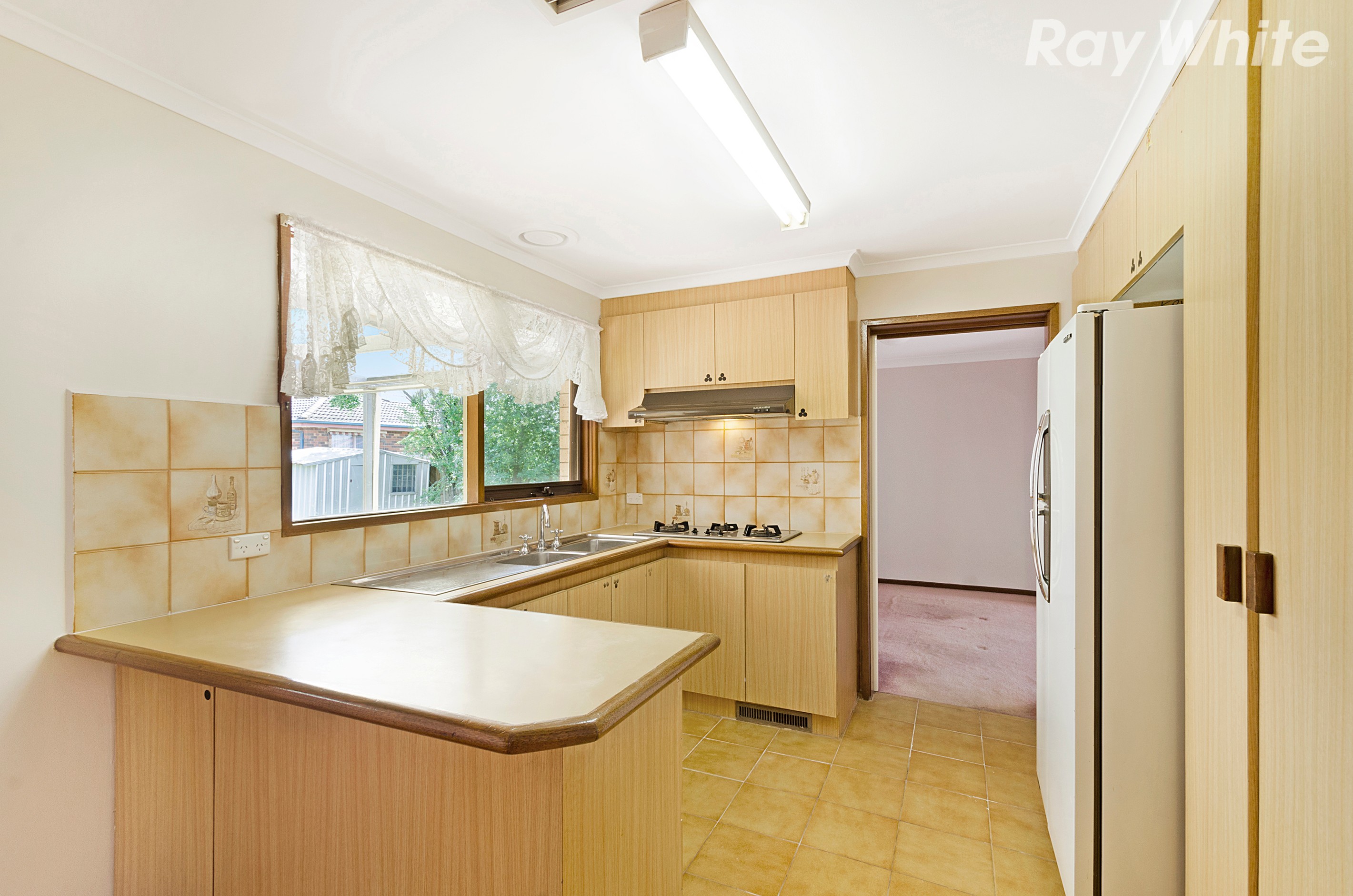 92 Mowbray Drive, Wantirna South, VIC 3152
