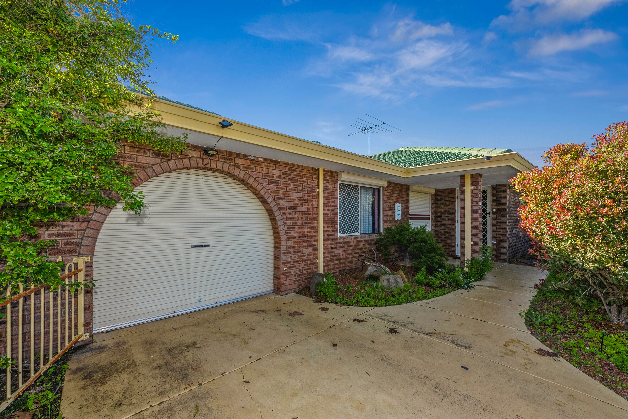 5 Henry Street, Rockingham, WA 6168